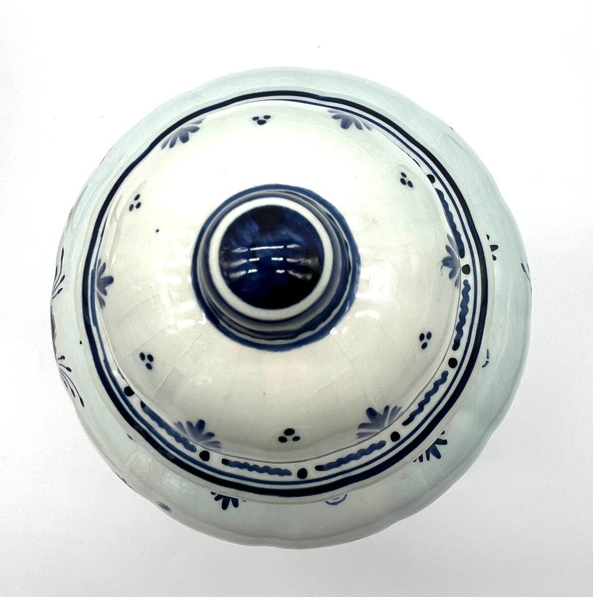Blue Delft Baluster Vase With Lid photo 335.0