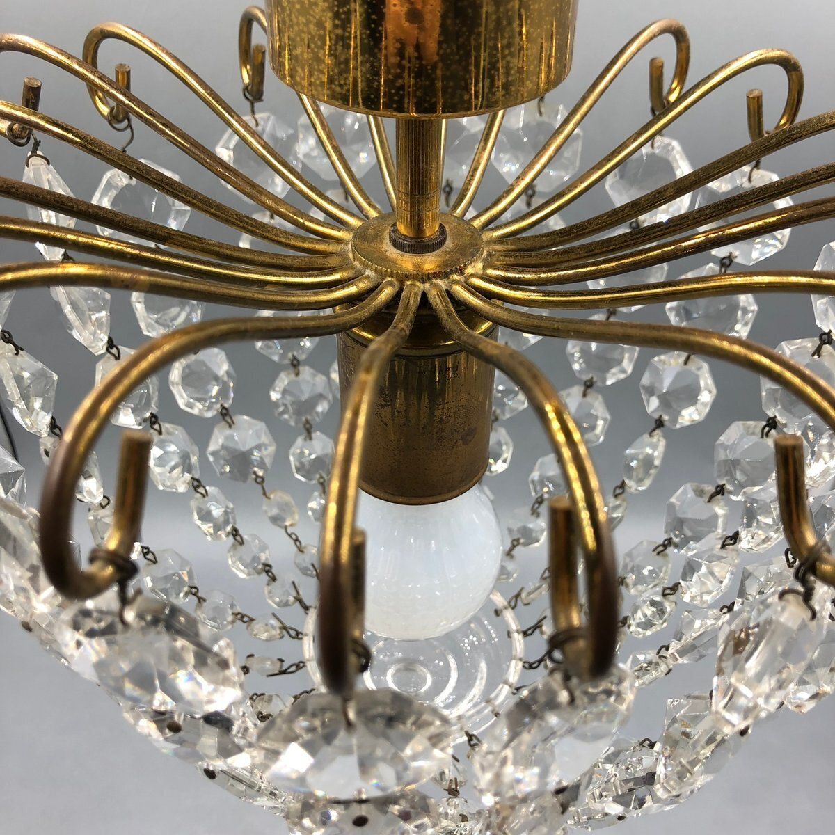 Hollywood Regency Art Deco Basket Chandelier In Brass & Crystal Ceiling Lamp photo vintage