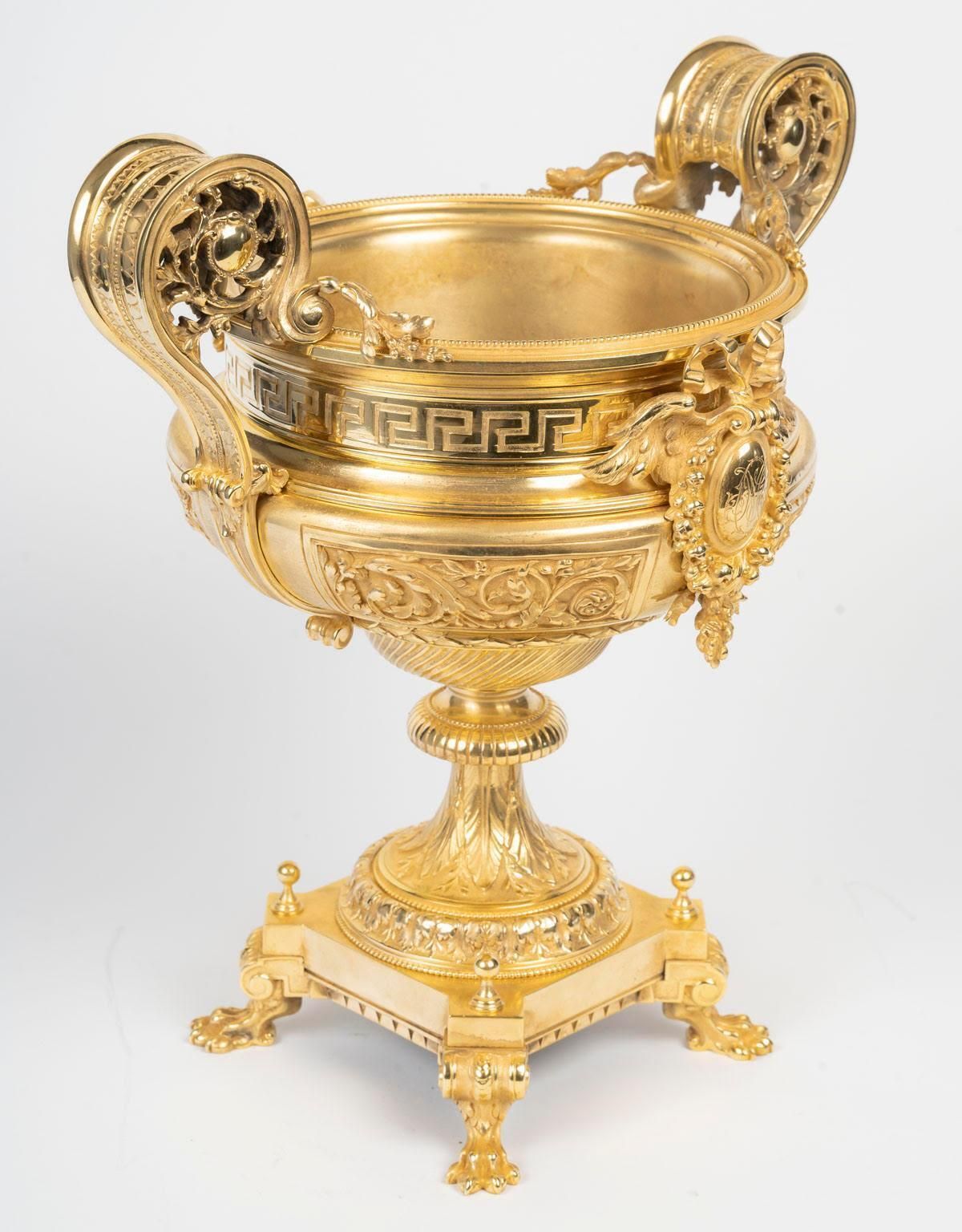 19th Century Gilt Bronze Bowl, Table Centerpiece. photo vinterior