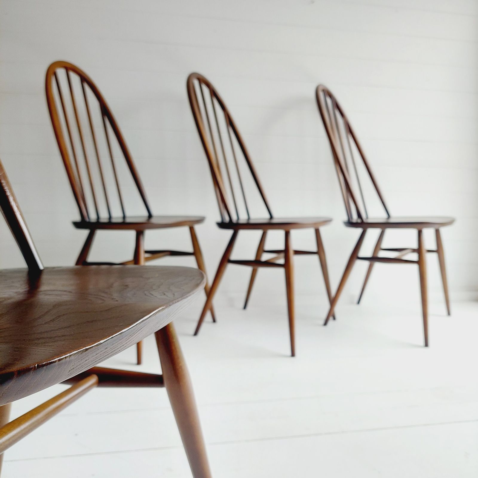 4 Mid Century Ercol Dining Chairs Windsor Quaker 365 Golden Dawn Vintage 60s photo 400.0