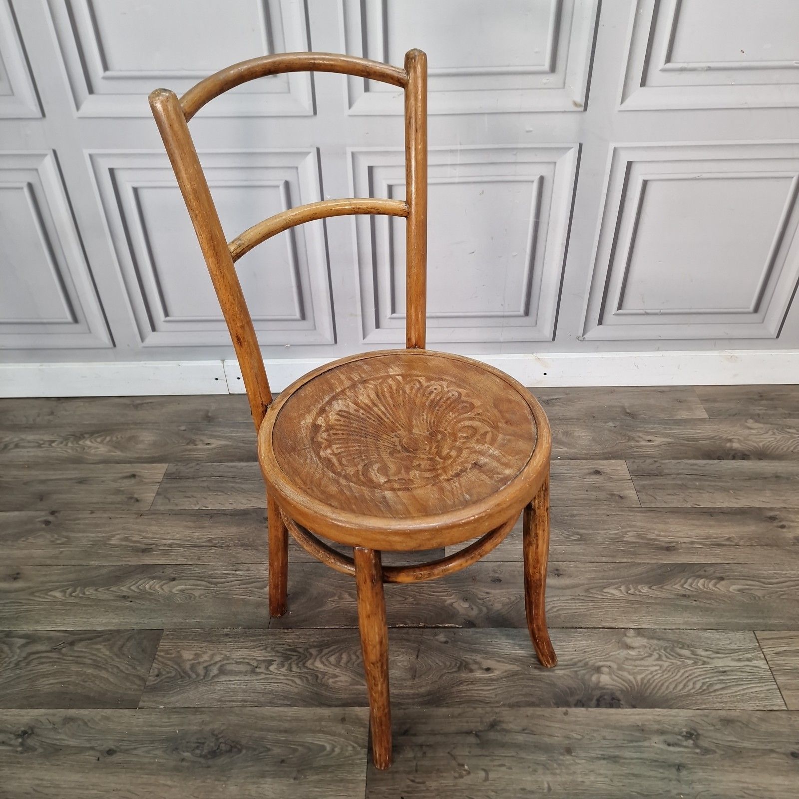 Vintage Mundus Bentwood Chair Pressed Seat Cafe Bistro Style Retro Mid Century photo furniture