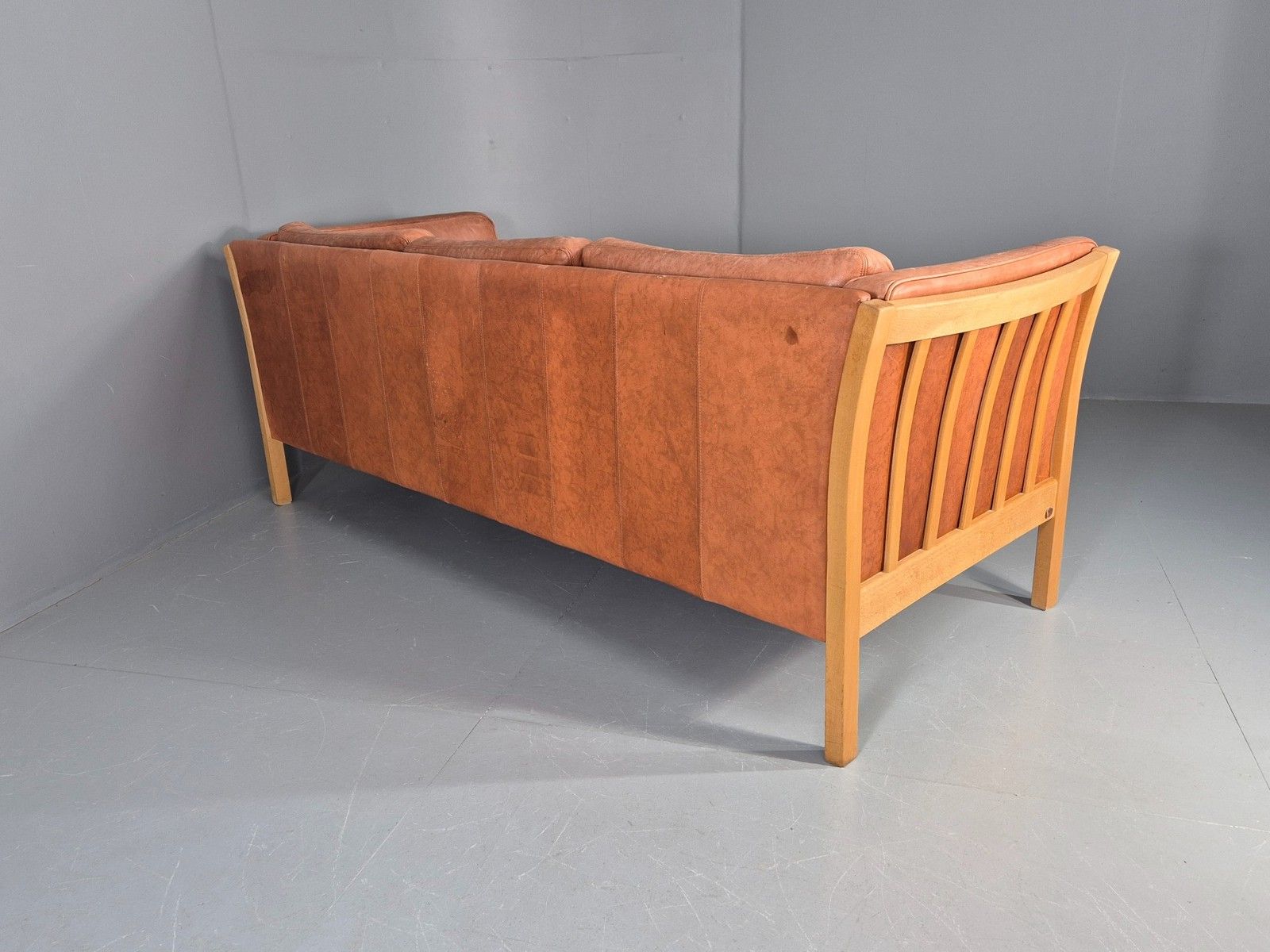 photo buy Vintage 3 Seater Sofa Tan Leather Stouby Style 1980s Retro Mcm Eb10104
