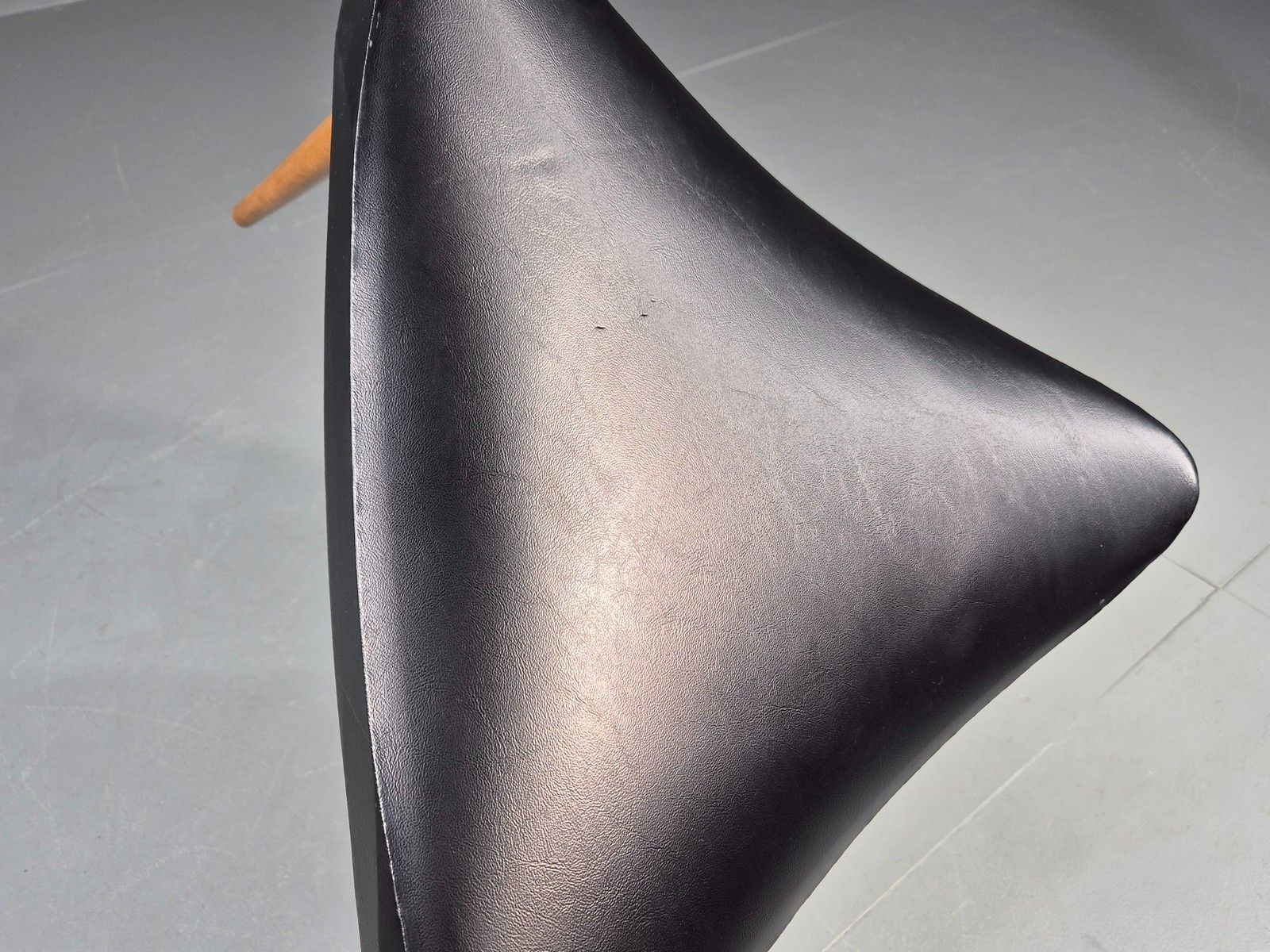 Vintage Danish Mid Century Footstool Triangular Black Vinyl 1960s Retro Eb12152 photo buy