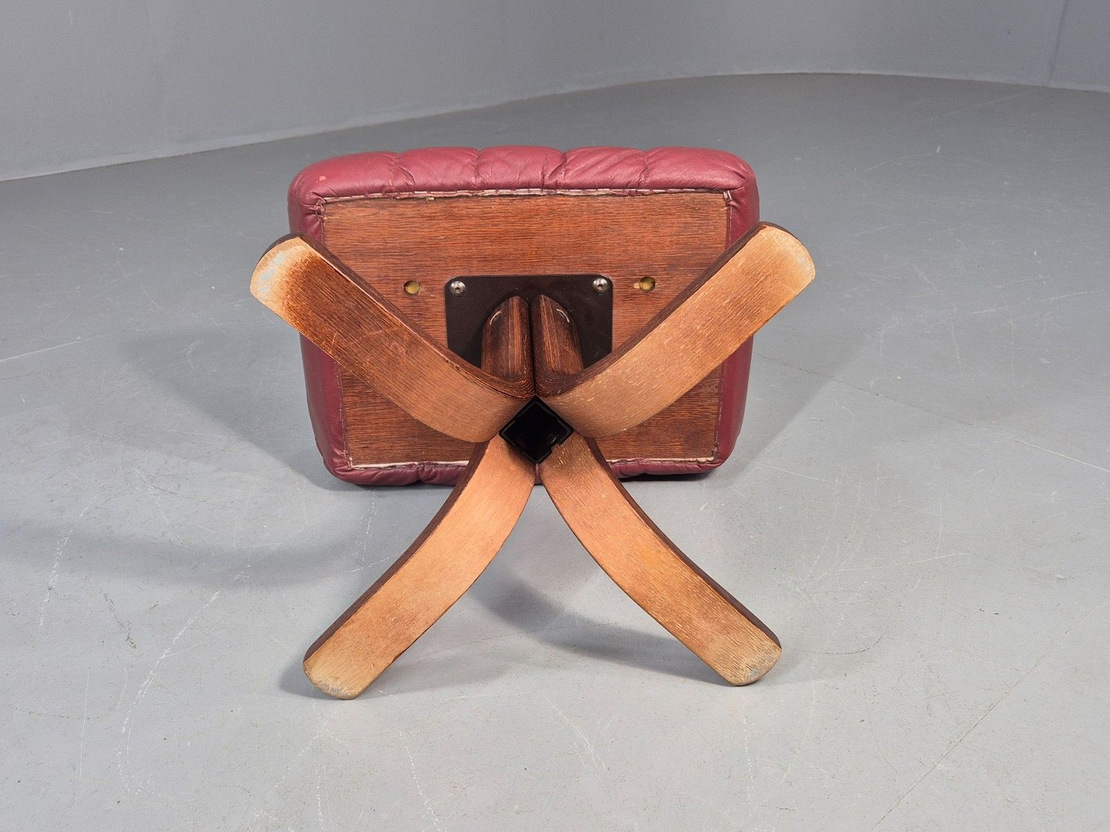 Vintage Danish Leather Footstool 1980s Retro Eb09060 photo vinterior