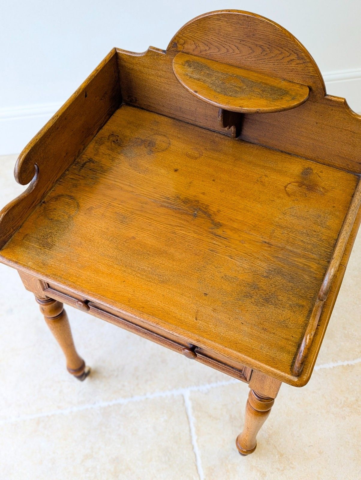 photo furniture Antique Early Victorian Oak Country House Gallery Side Table C.1840