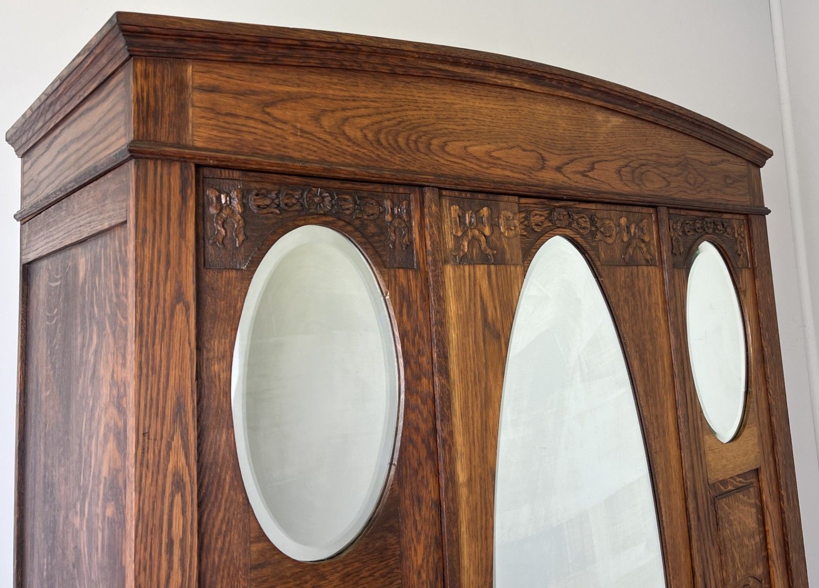 Wardrobe Antique French Oak Two Door Mirrored Carved Armoire Cabinet Lot 6123 photo vinterior