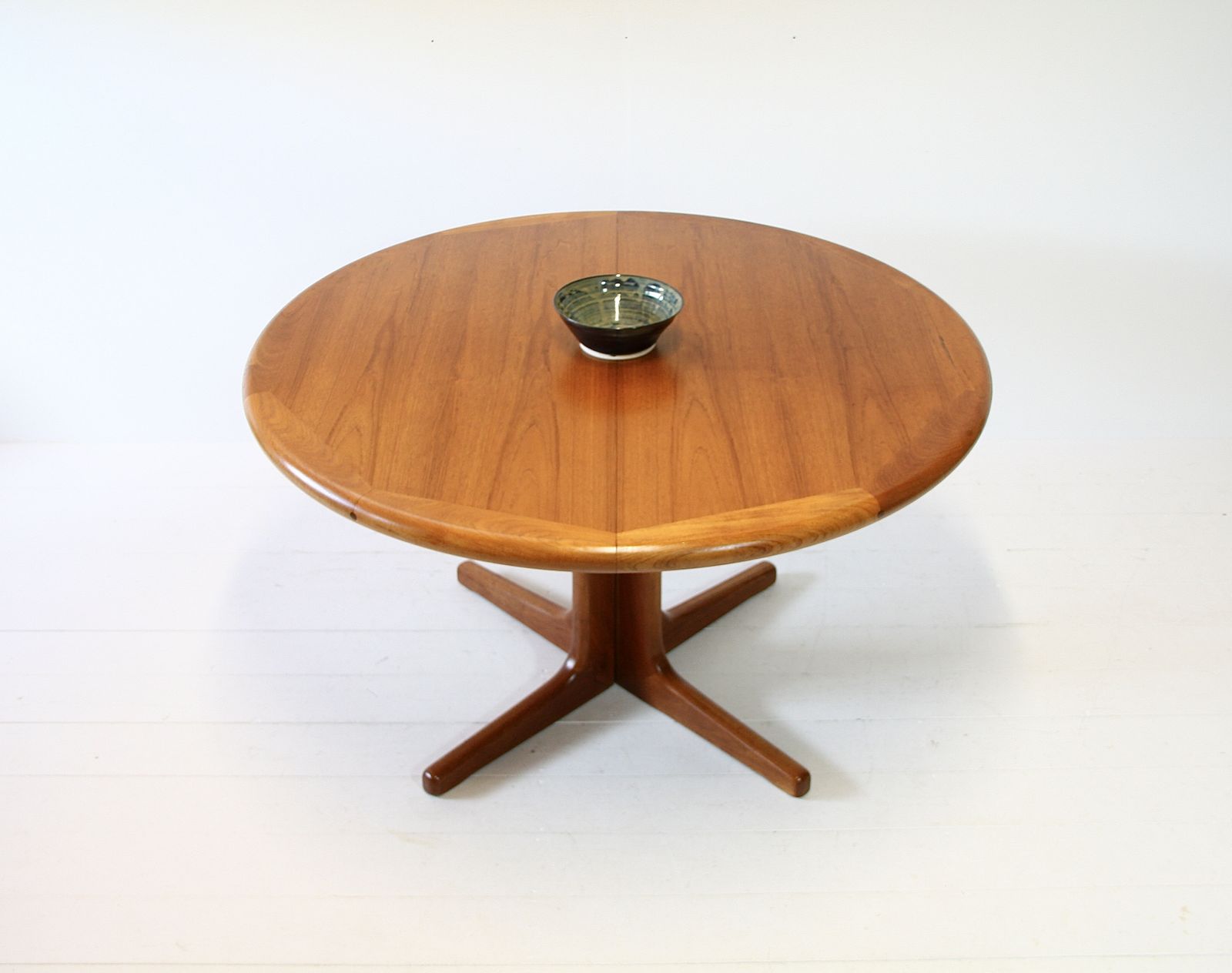 Vintage Danish Extending Dining Table   Teak C.1960 photo Furniture