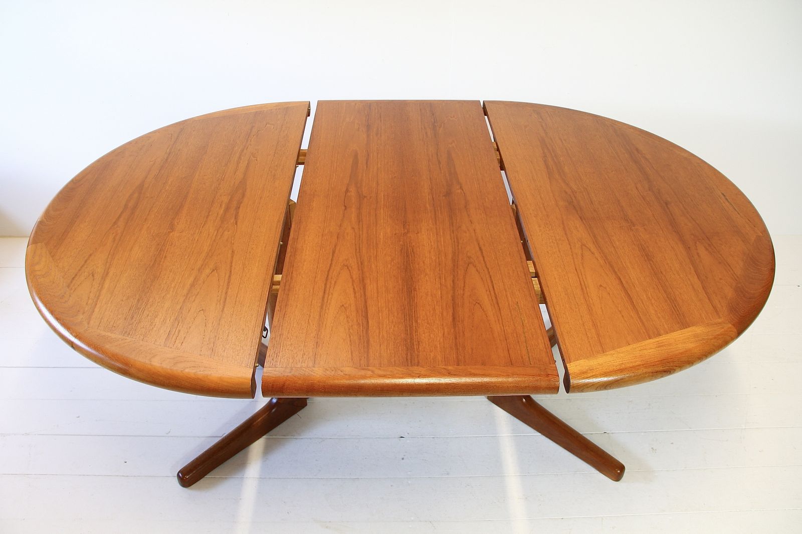 Vintage Danish Extending Dining Table   Teak C.1960 photo 695.0