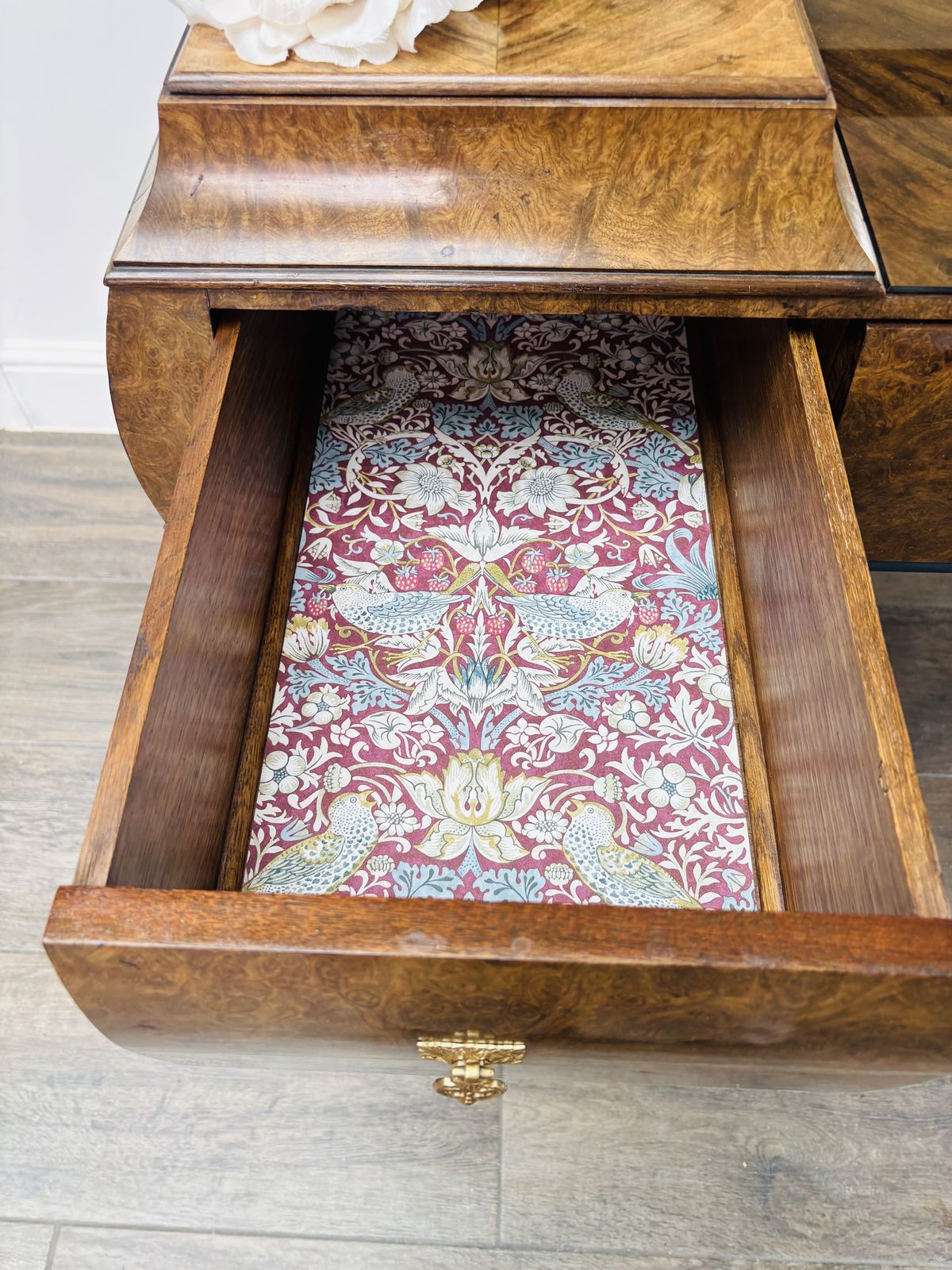 Art Deco Walnut Burr And Navy Dressing Table photo 995.0