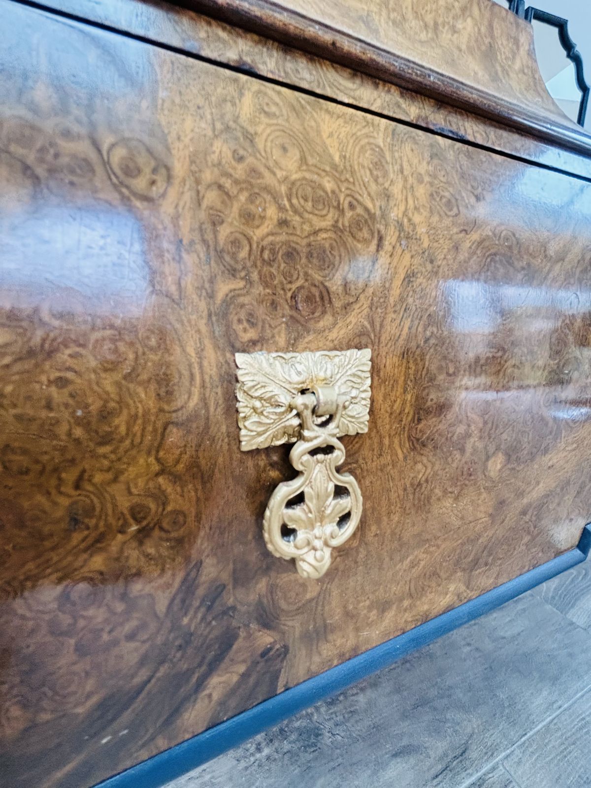 995.0 Art Deco Walnut Burr And Navy Dressing Table photo