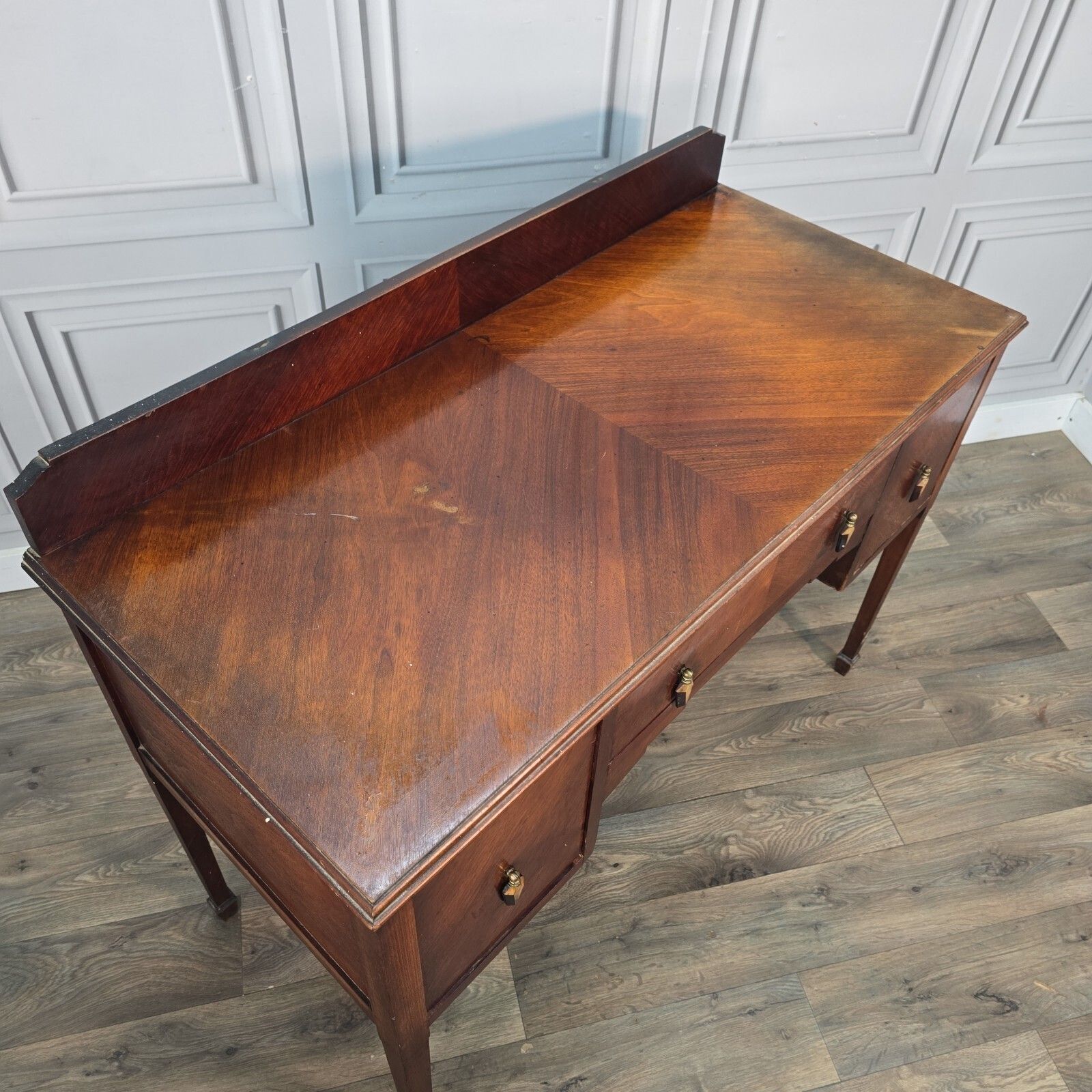 Antique Writing Desk Wooden Mahogany Veneer Console Dressing Table  Sideboard. photo vinterior