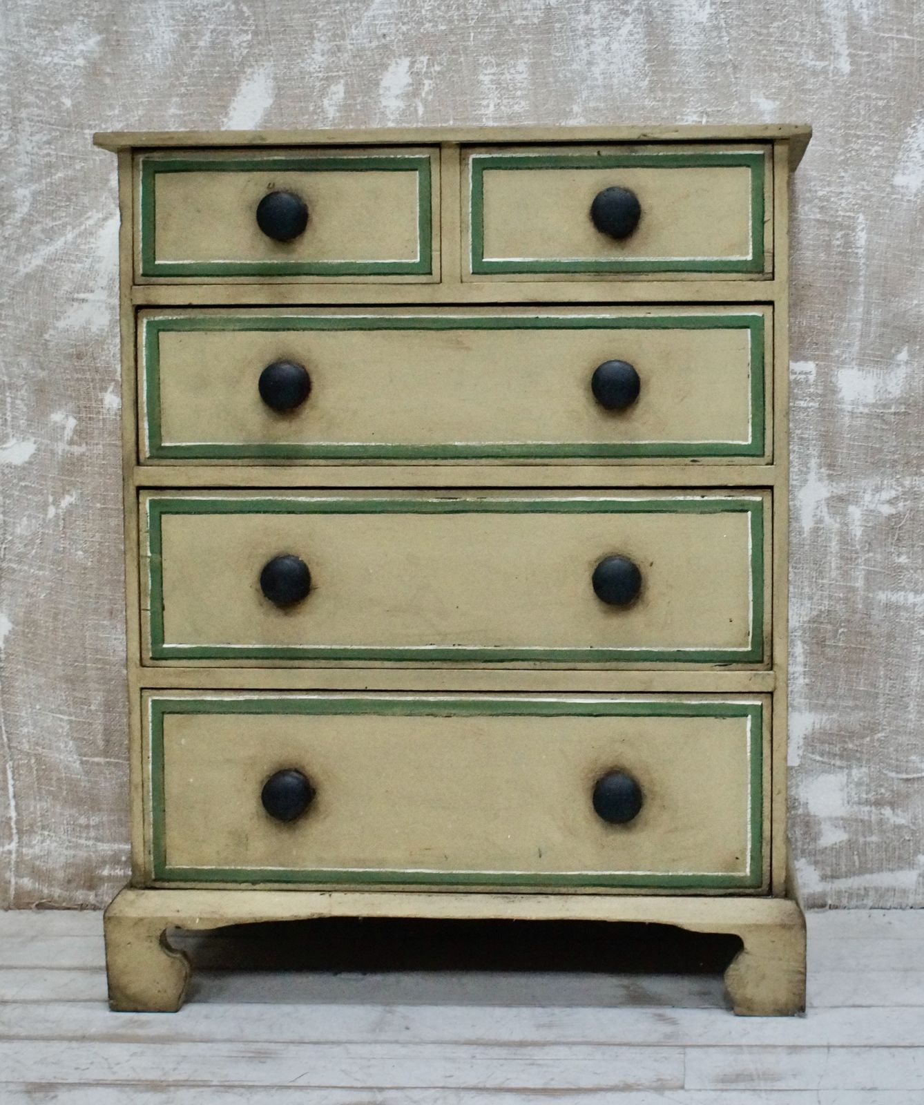 Victorian Painted Chest Of Drawers