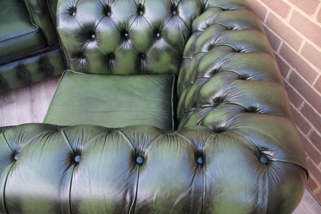 photo vintage Chesterfield Suite