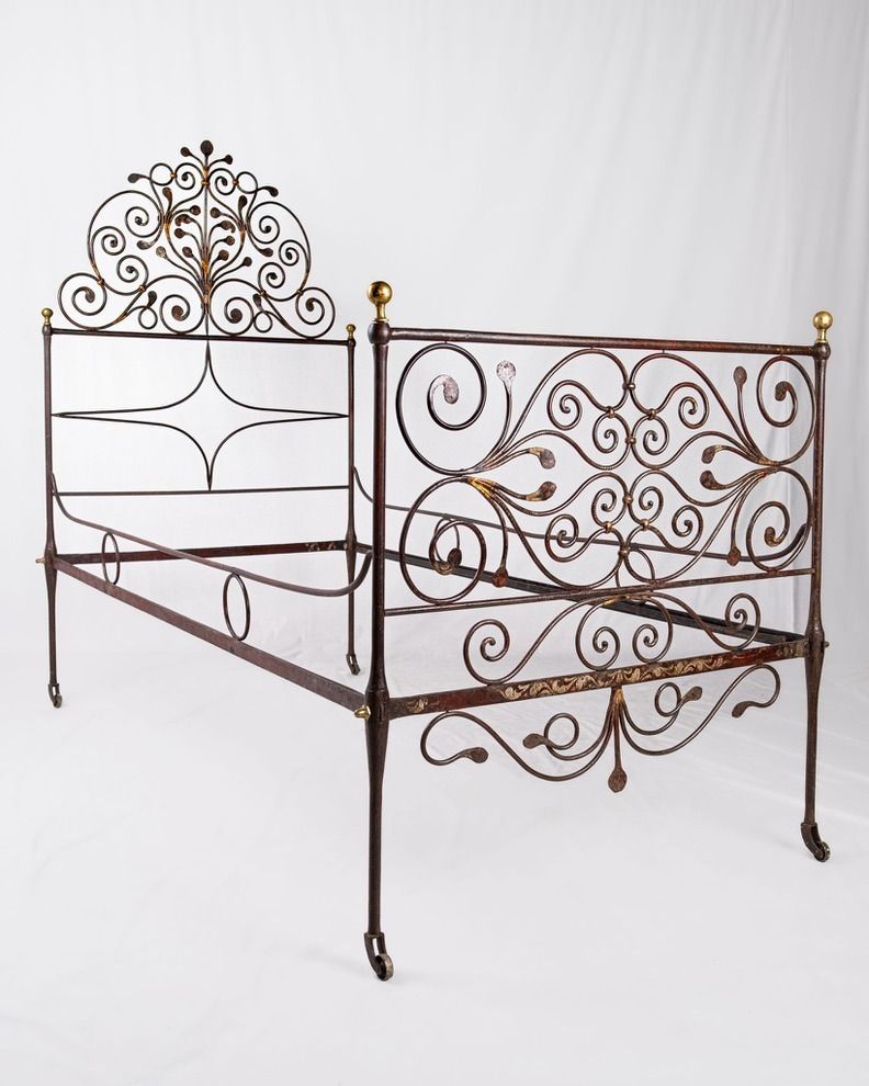 Genoese Peacock Tail Bed In Painted Wrought Iron, Italy, Early 19th Century