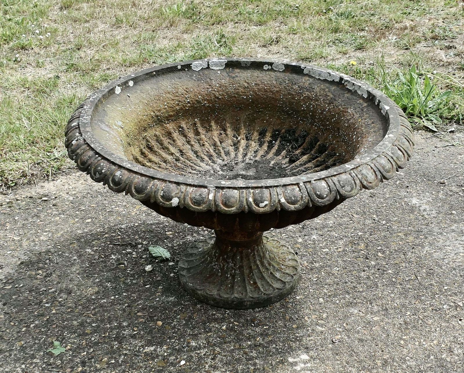 Large 19th Century Cast Iron Garden Urn, Garden Jardiniere photo for sale