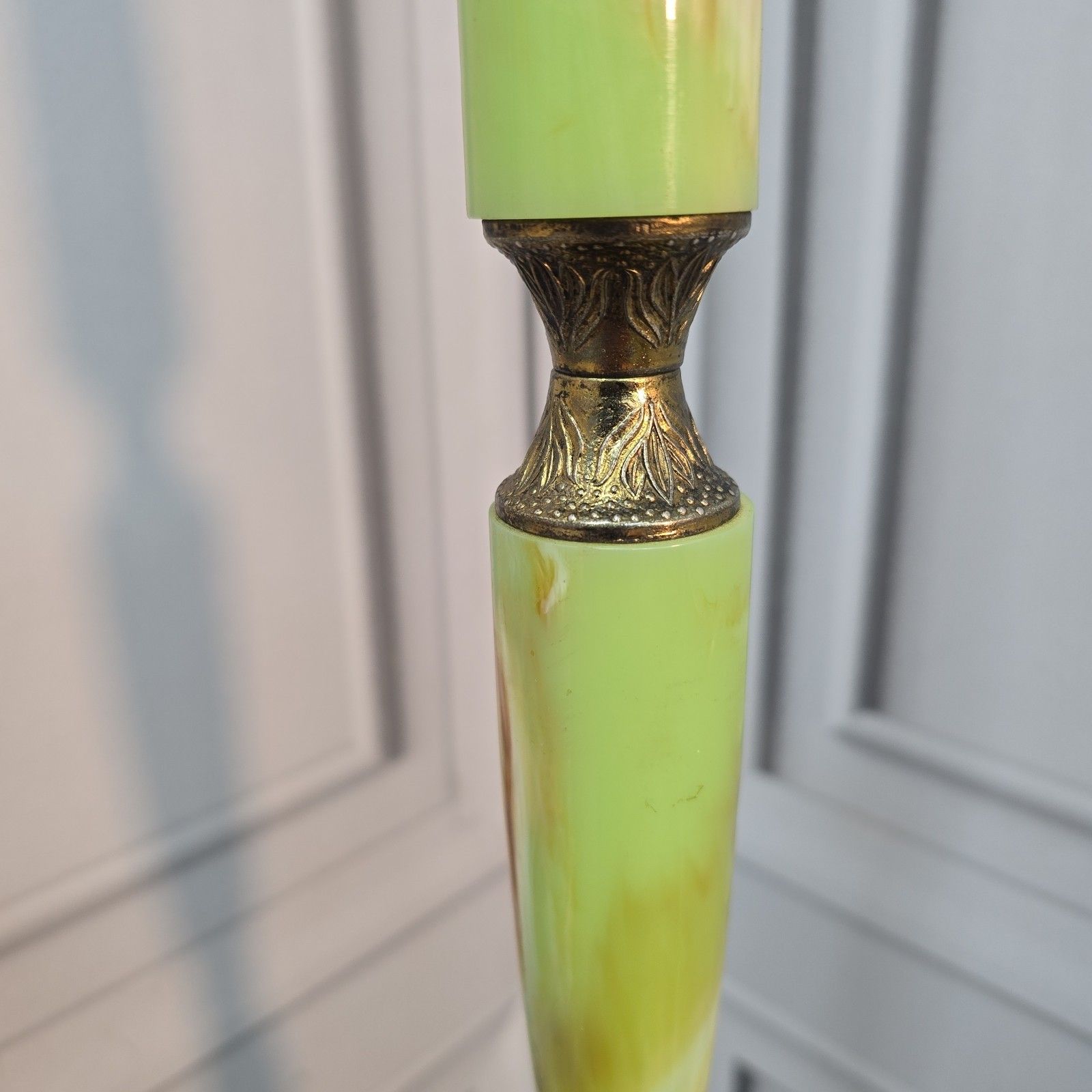 Vintage Standard Lamp Onyx Effect Resin Green Marble Effect Floor Light Rewire photo 70.0