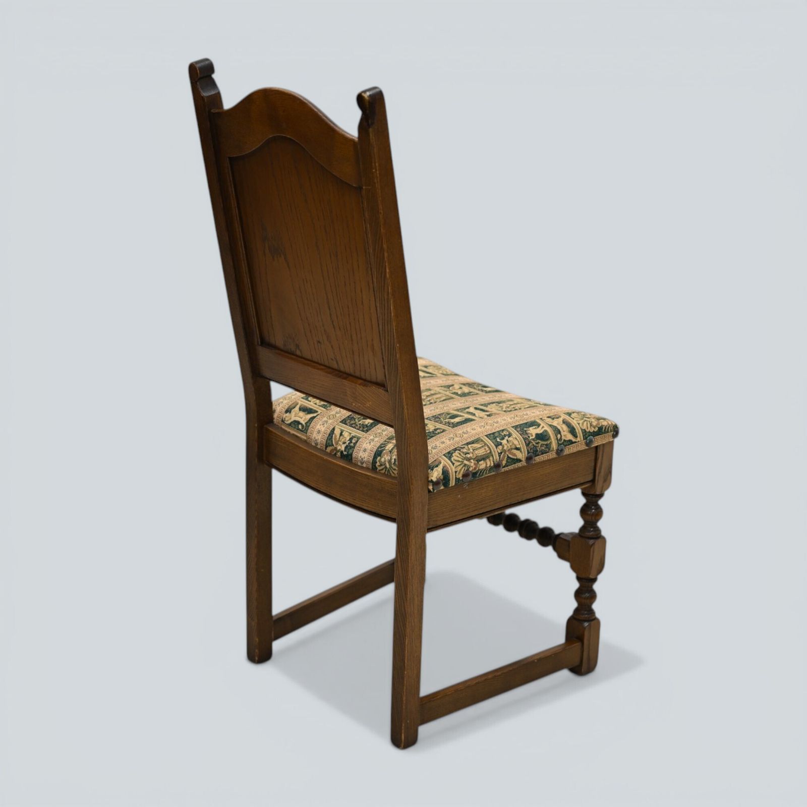 photo furniture 6 Old Charm Dining Chairs Premium Studded Upholstery Light Oak Free Uk Delivery*