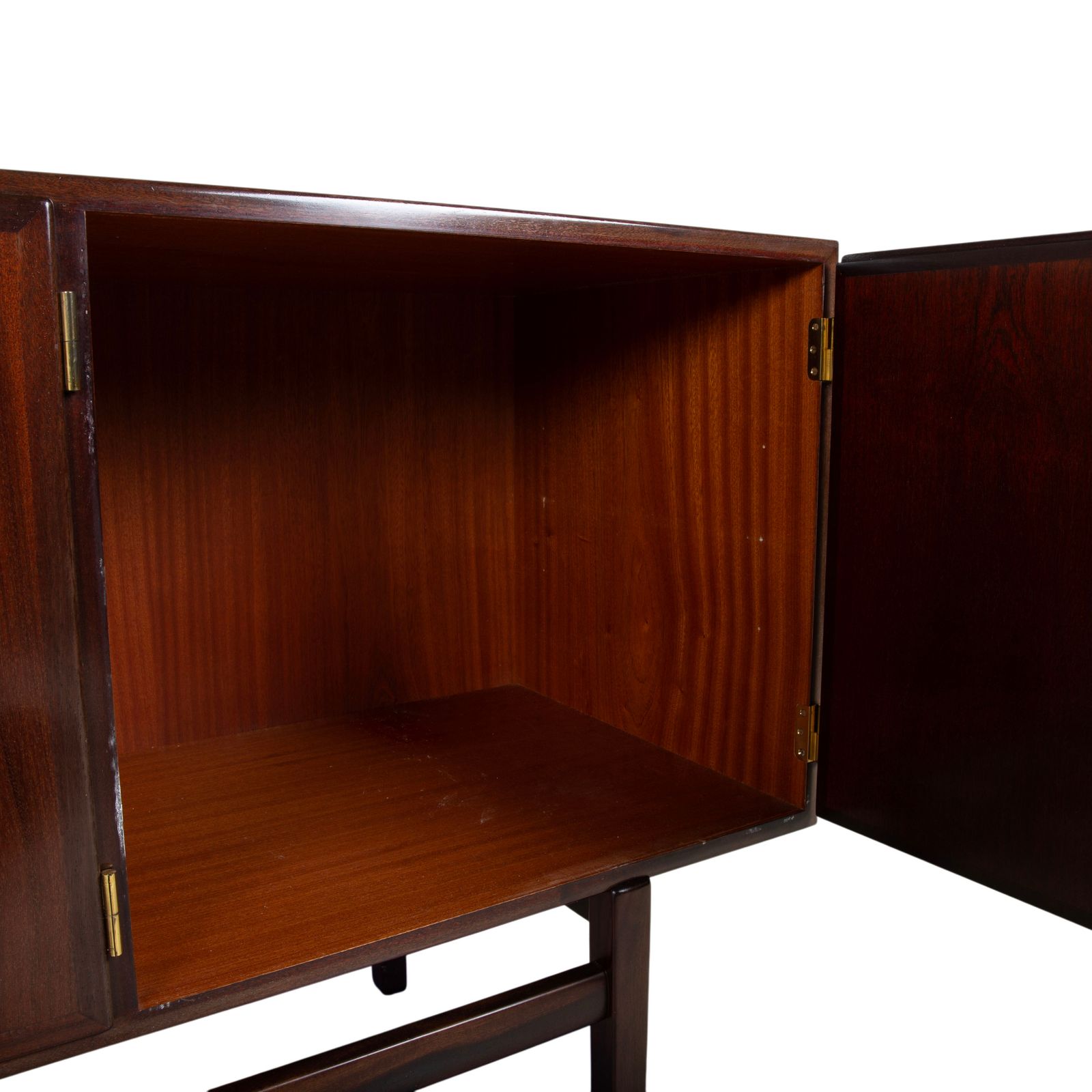photo furniture Buffet mid-century en bois brun par Ole Wanscher, 180 x 49 cm