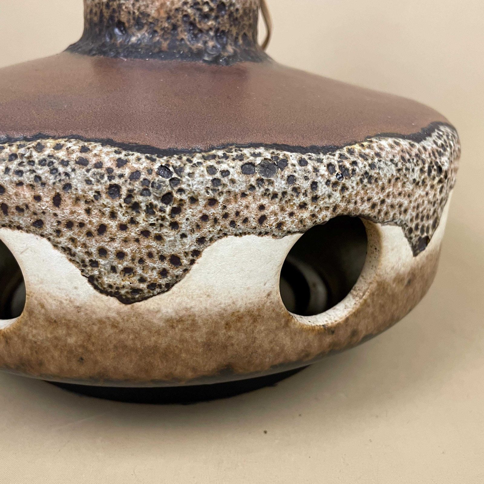 Large Ceramic Patterned Brown Studio Pottery Lamp Bedside Table Light Vase Retro Cottage Natural Antique Pattern Handmade Dripped Glaze photo furniture