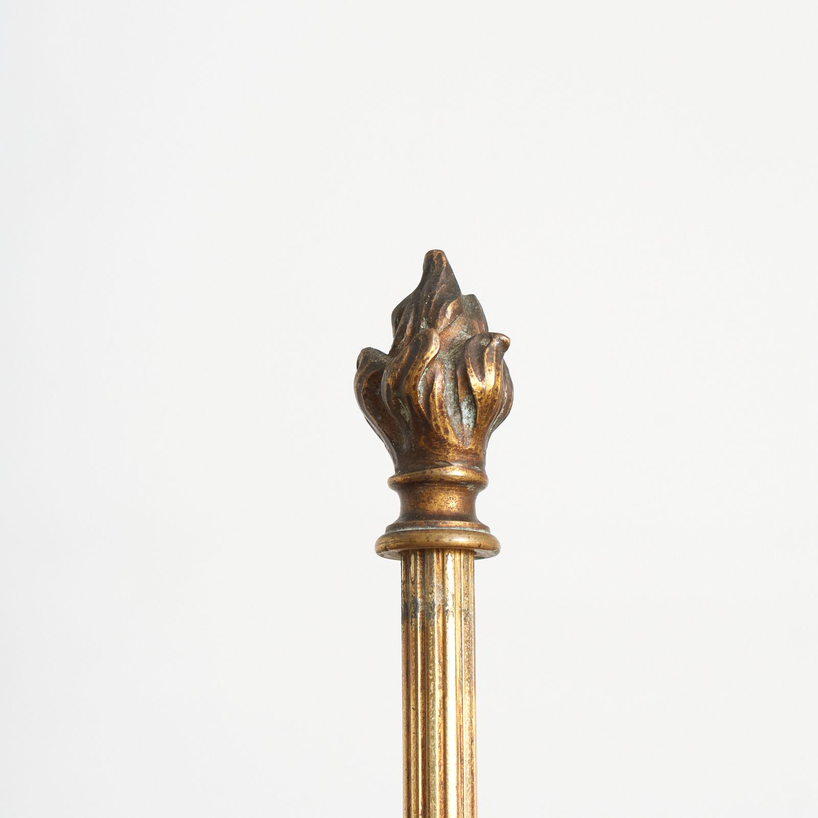 French Antique Brass Rise And Fall Pump Desk Lamp – A photo Lighting