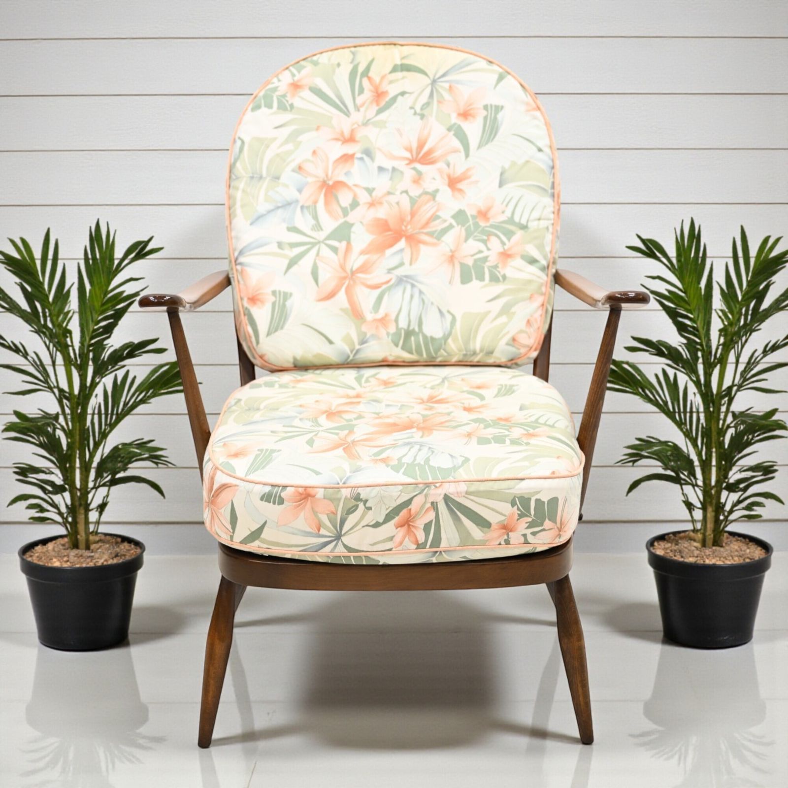 Ercol Windsor Easy Chair Model 203 1970s Gold Label Good Webbing Free Delivery