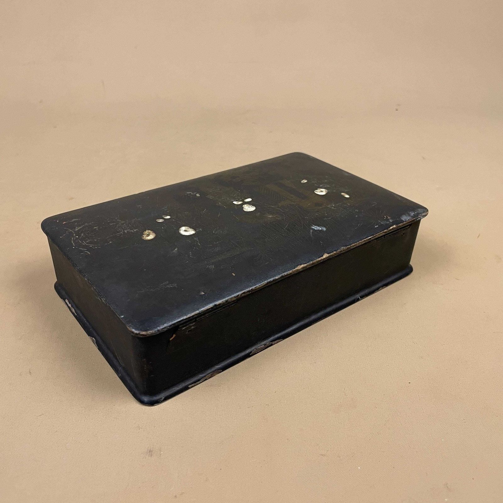 65.0 Antique Black Lacquer Wooden Box Asian Figural Scene Vintage Japanese Orientaltrinket Jewellery Keepsake Storage photo