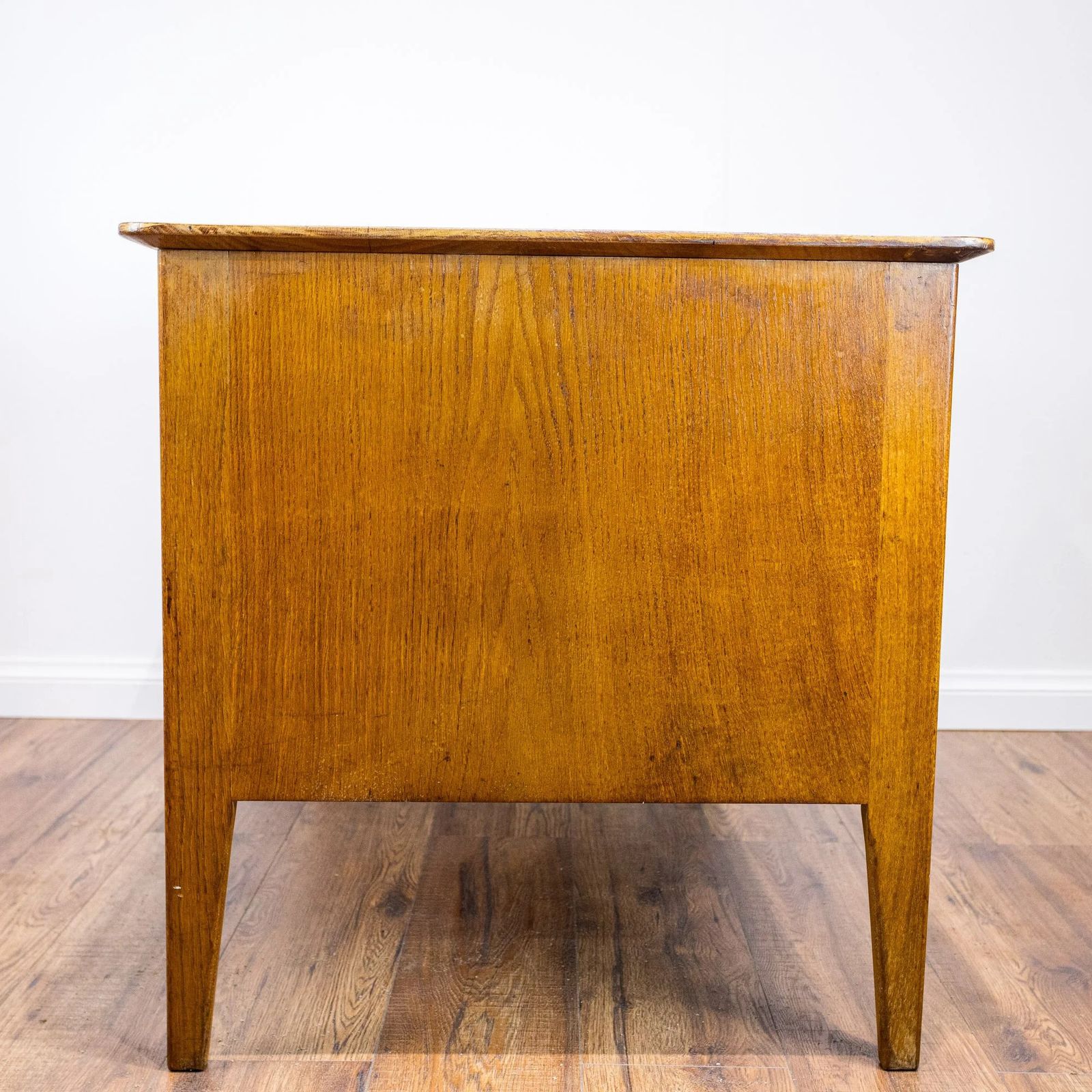 photo furniture 1950s Large Oak Office Pedestal Desk