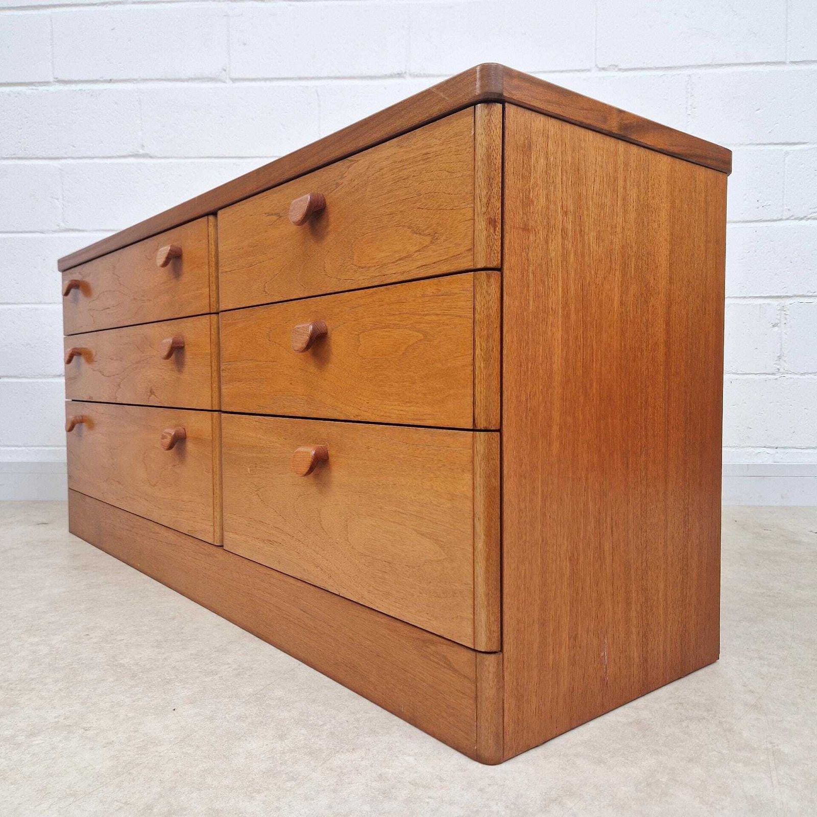 John & Sylvia Reid For Stag Vintage Mid Century Double Length Chest Of Drawers Pg198 photo Furniture