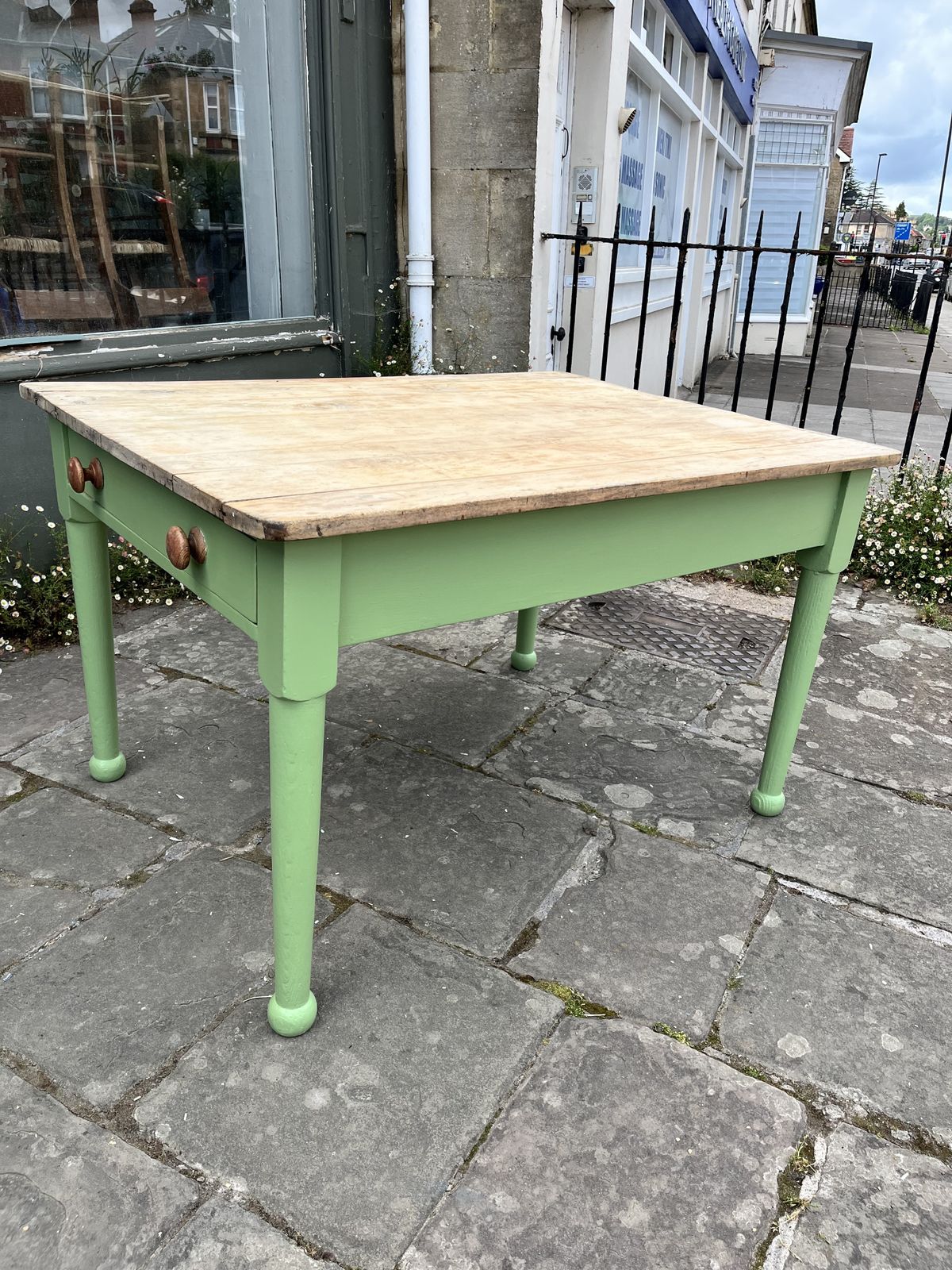 photo vintage Victorian Pine Farmhouse Table Painted Green