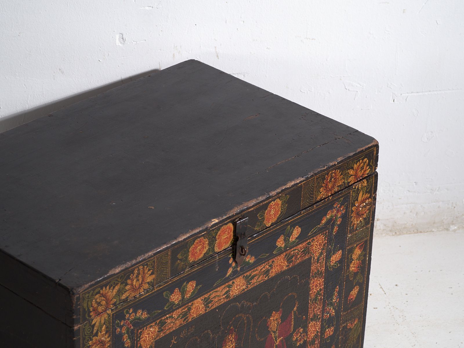 Antique Painted Trunk In Pine Wood – China, Circa 1900 photo furniture