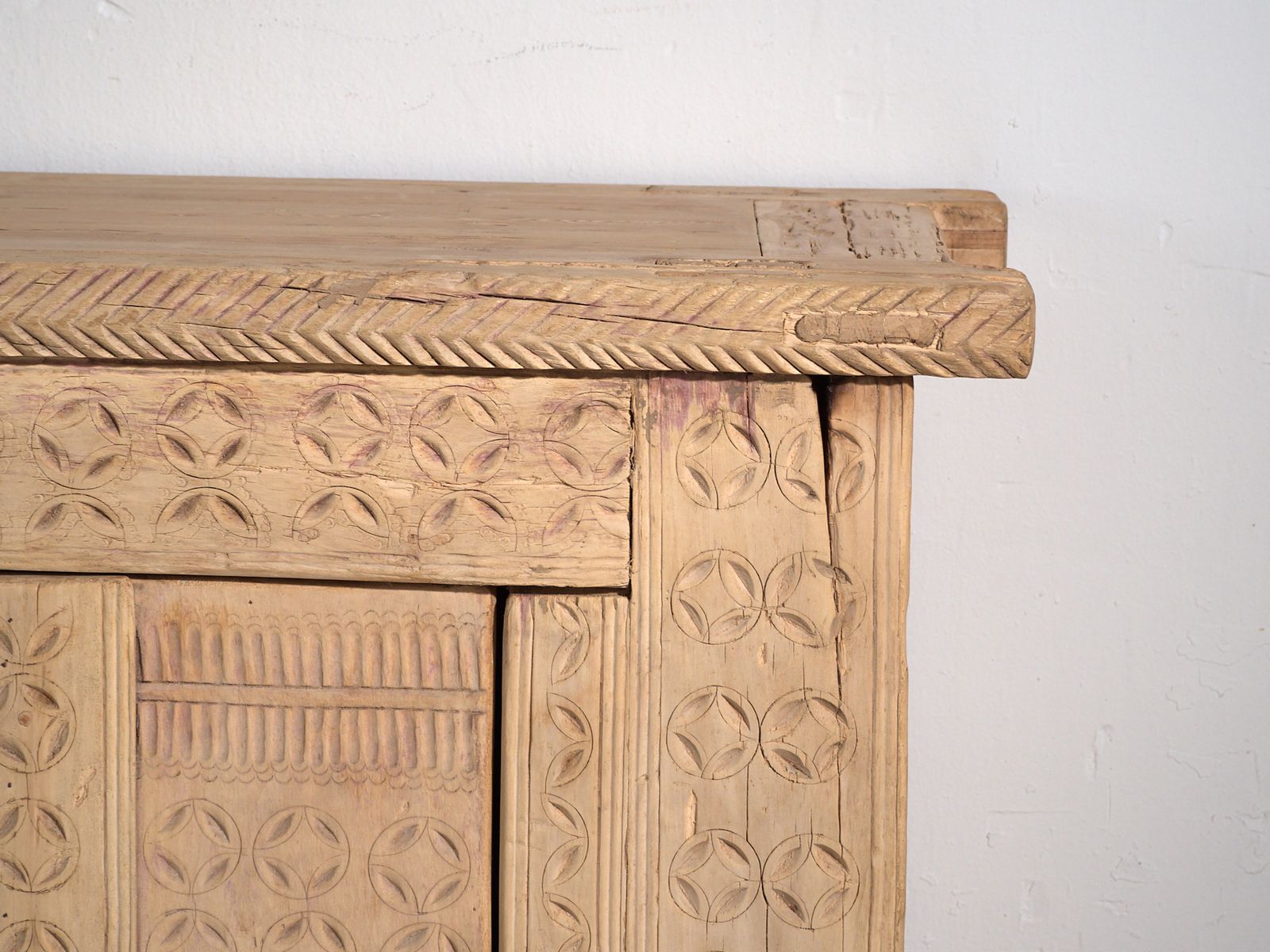 Antique Carved Low Sideboard In Fir Wood – China, Circa 1930 photo vinterior