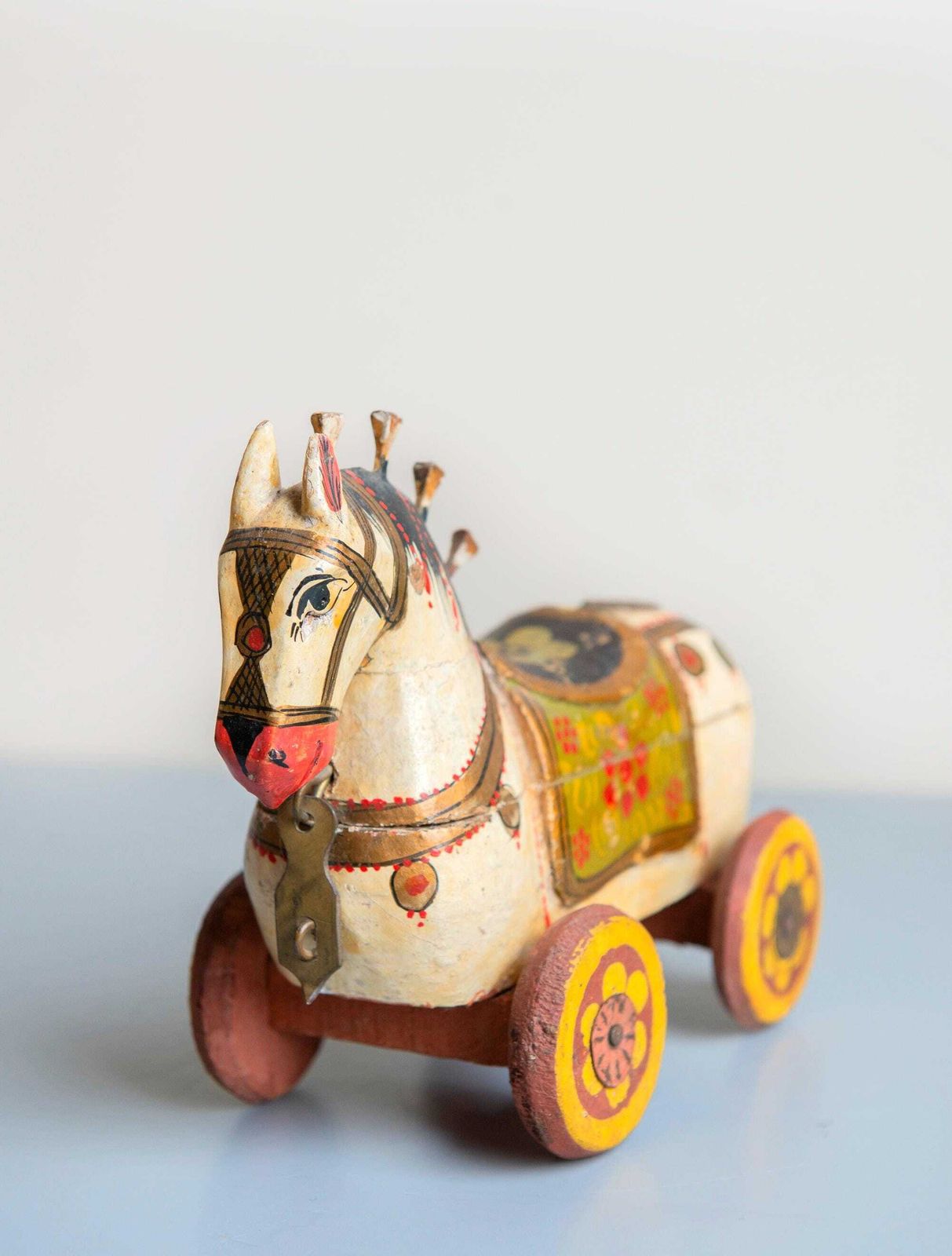 Antique Indian Wooden Horse Box On Wheels   Hand Painted Rajasthani Folk Art Trinket Box photo 181.0