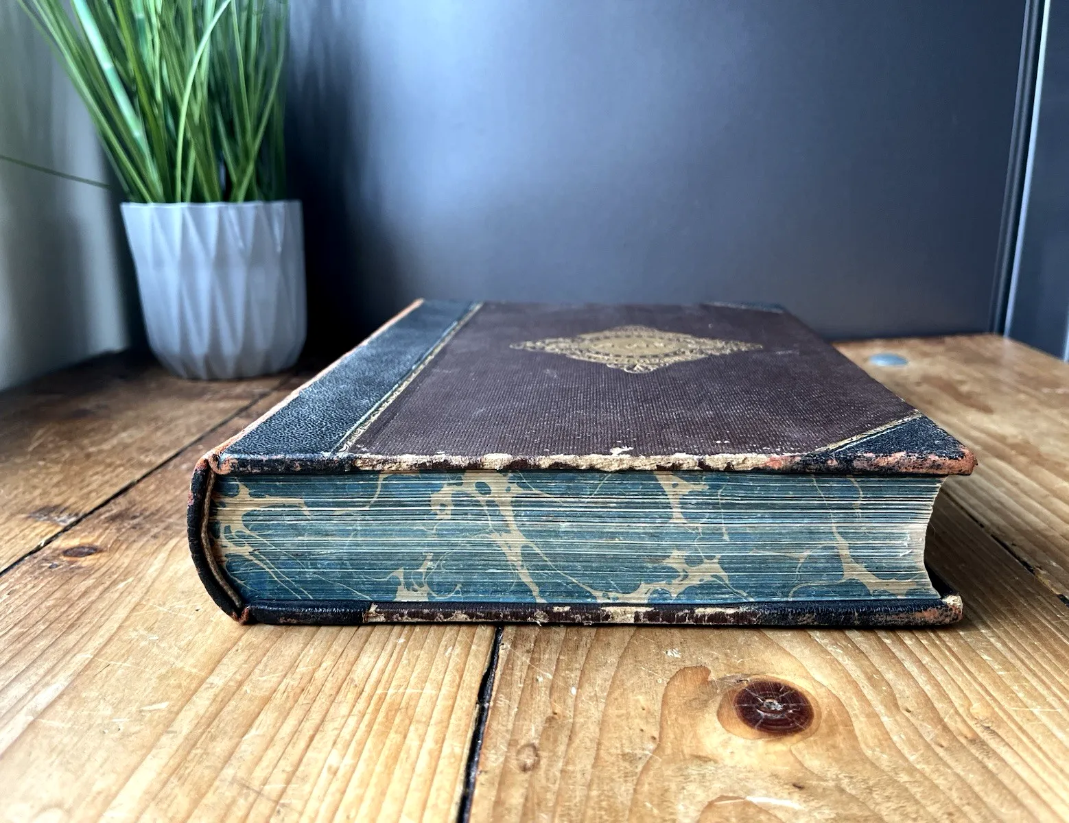 Antique Victorian Decorative Book 1881 Gilt Leather Globe Encyclopaedia Vol IV 4 photo furniture