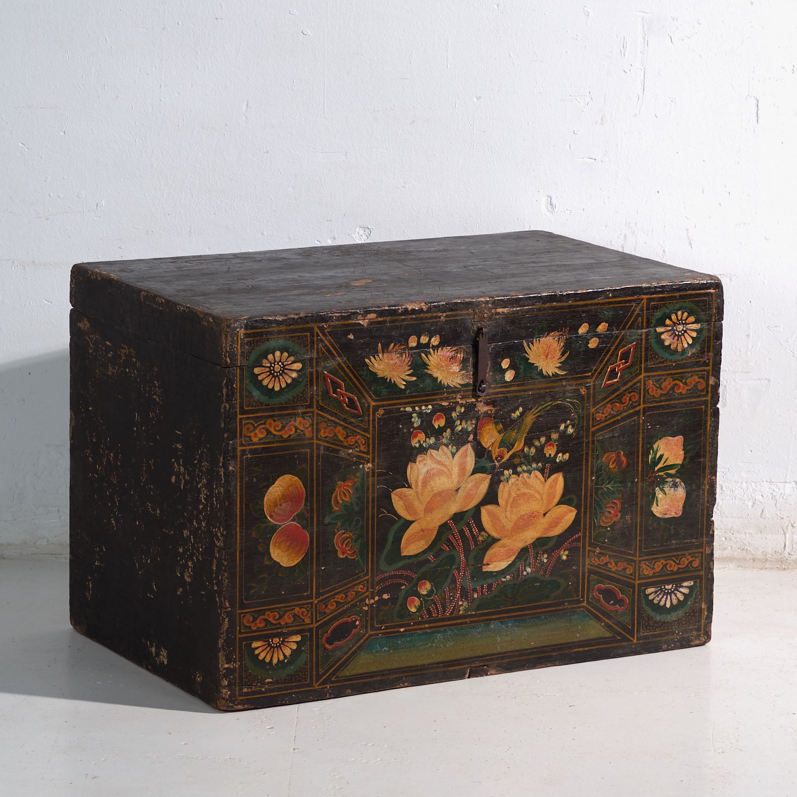 Antique Painted Trunk In Pine Wood – China, Circa 1900