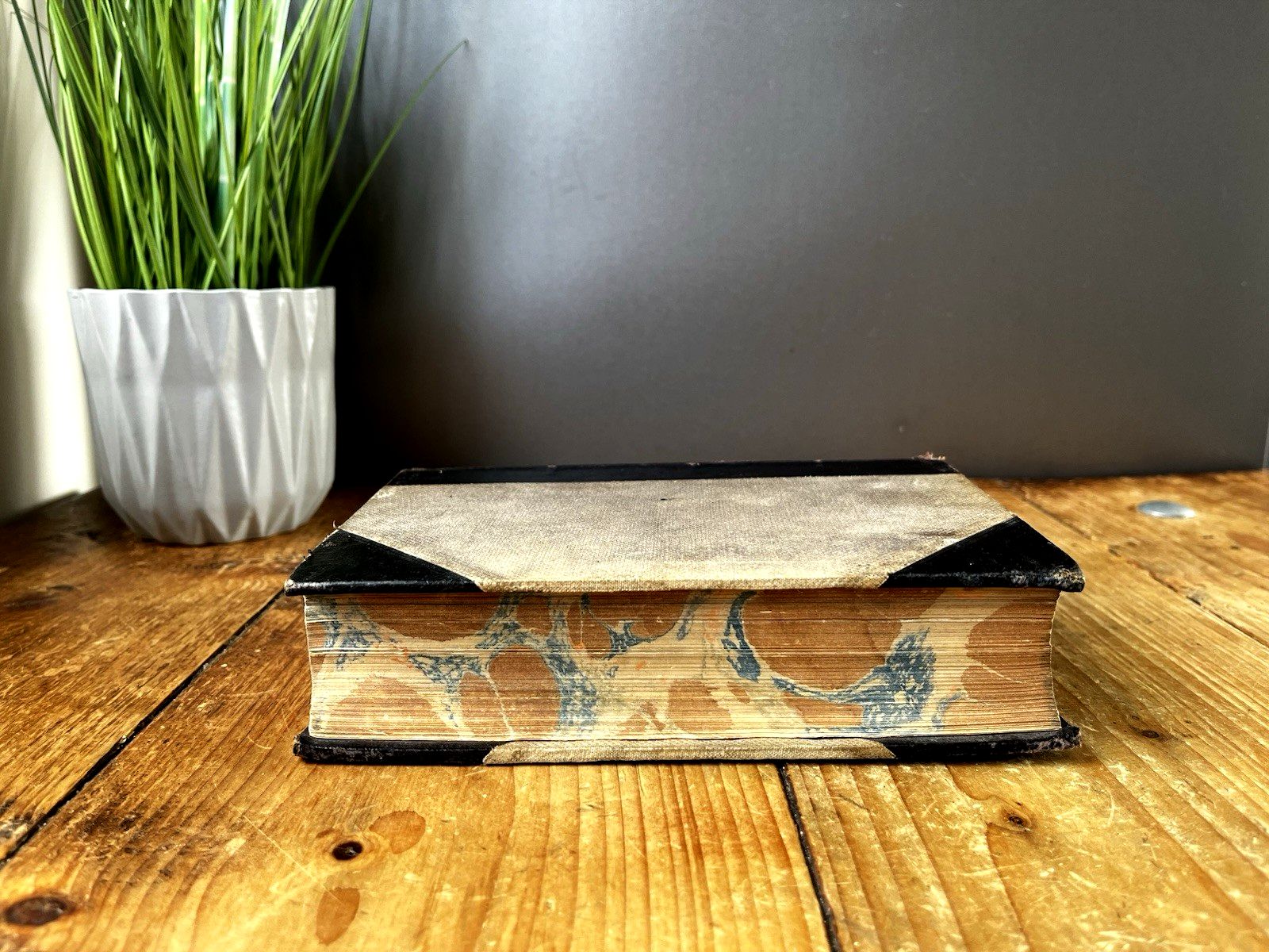 Antique C1860 90 Decorative Welsh Chapel Religious Book Esboniad Leather & Cloth photo 65.0