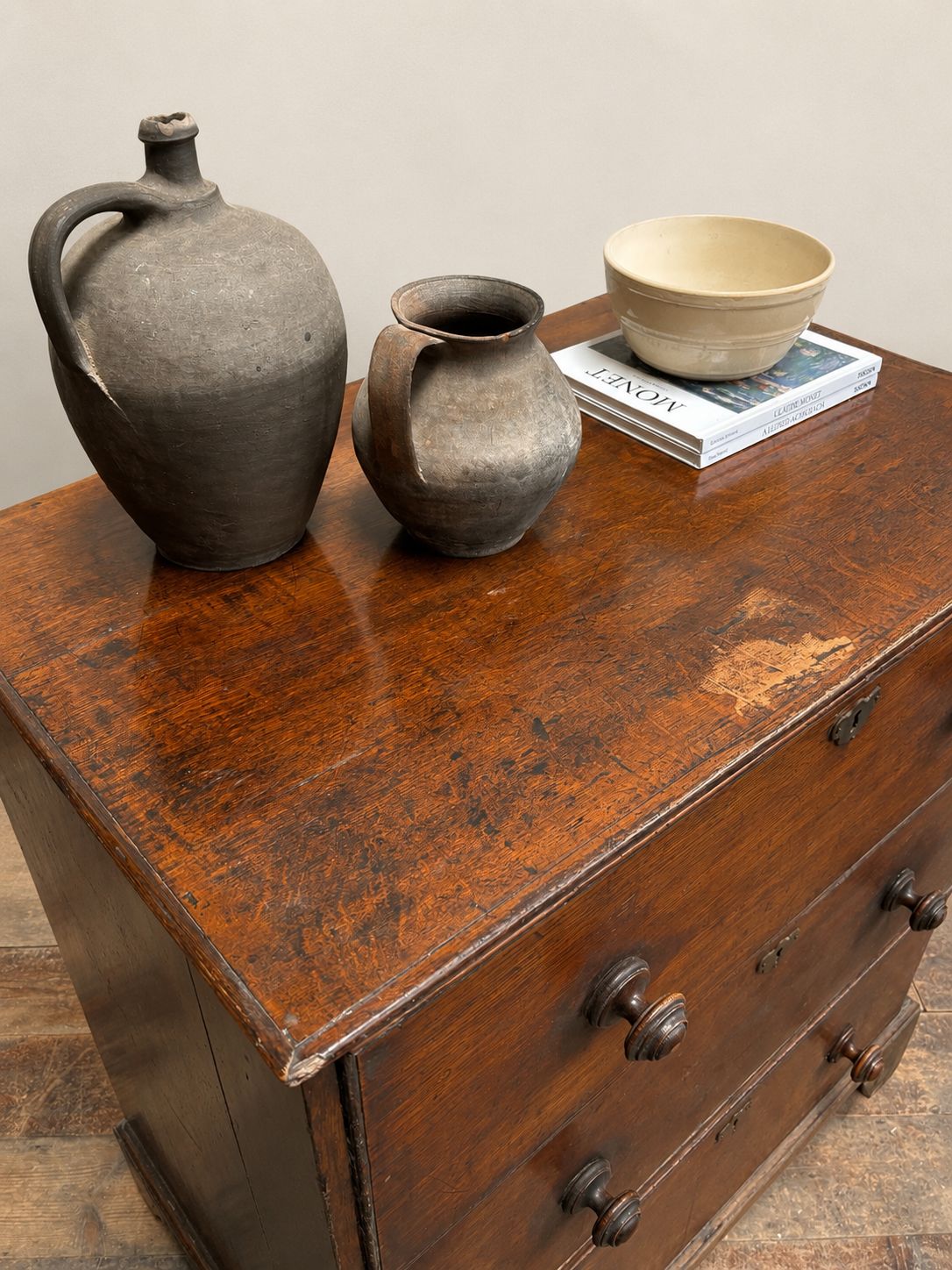 photo furniture Georgian Antique Solid Oak Chest Of Drawers
