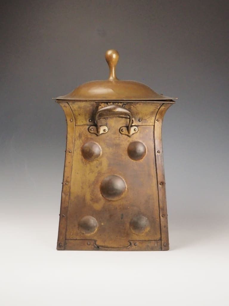 Art Nouveau Brass Fireside Coal Scuttle, Late 19th Century photo 550.0
