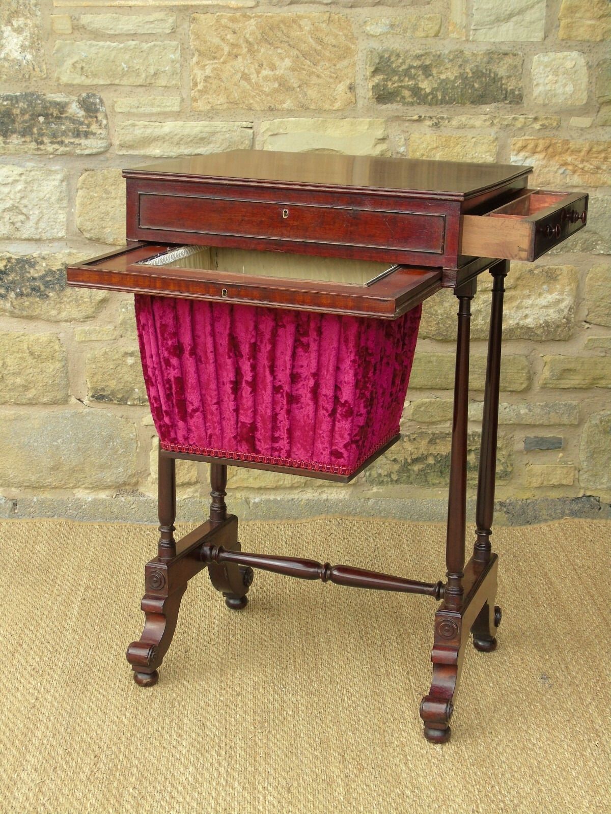 Good Early 19th Century Mahogany Sewing Table photo Furniture