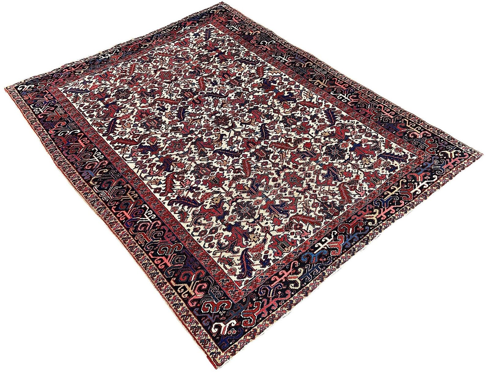 Antiek Heriz tapijt 3,00 m x 2,36 m photo for sale