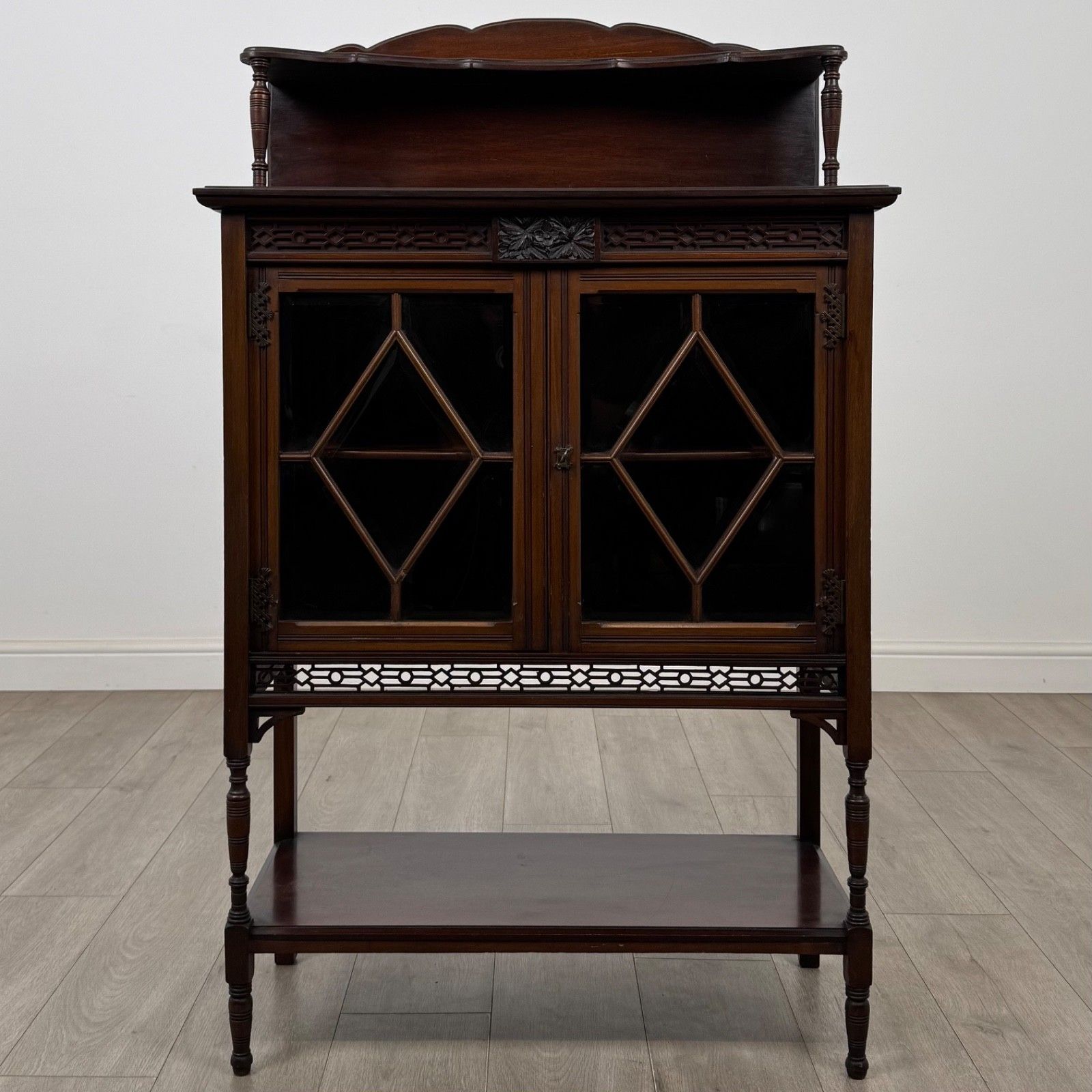 Antique 20th Century Edwardian Display Cabinet In Mahogany ( Af 5846 )
