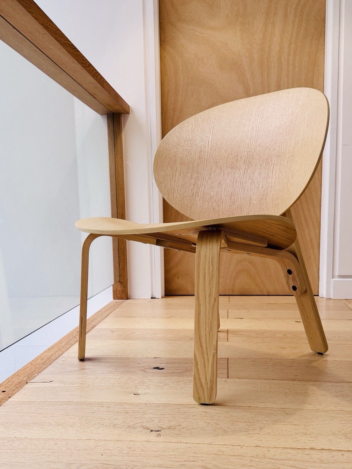 Ikea Fröset Easy Chair, White Stained Oak Veneer Vgc photo furniture