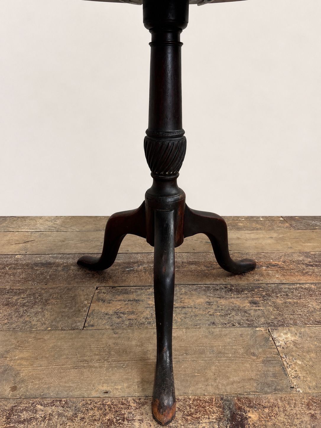 Georgian Antique Mahogany Tilt Top Table photo Furniture
