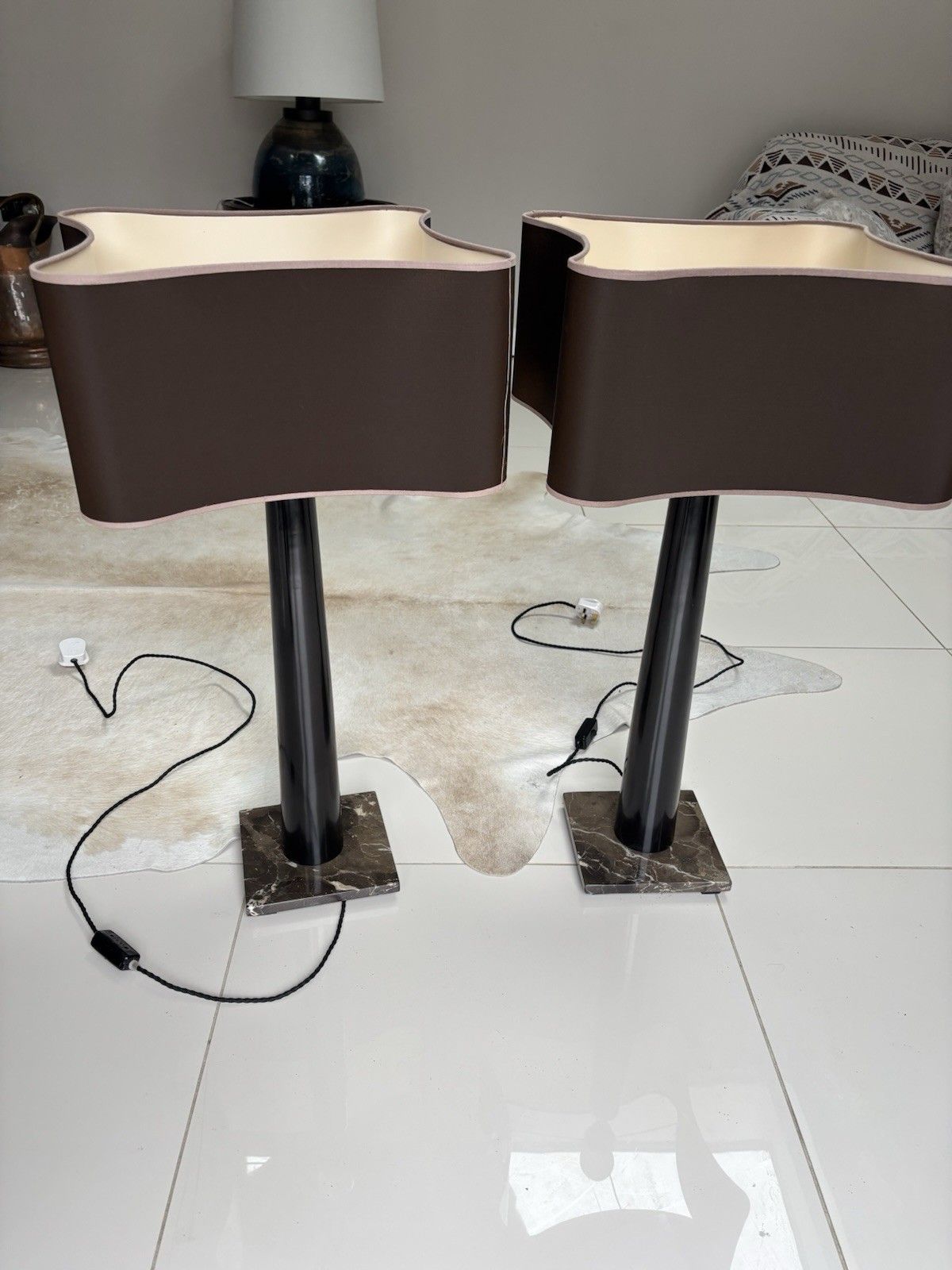 Large La Fibule Table Lamps French Shades Vintage Dresser Pair Metal Marble Old photo furniture