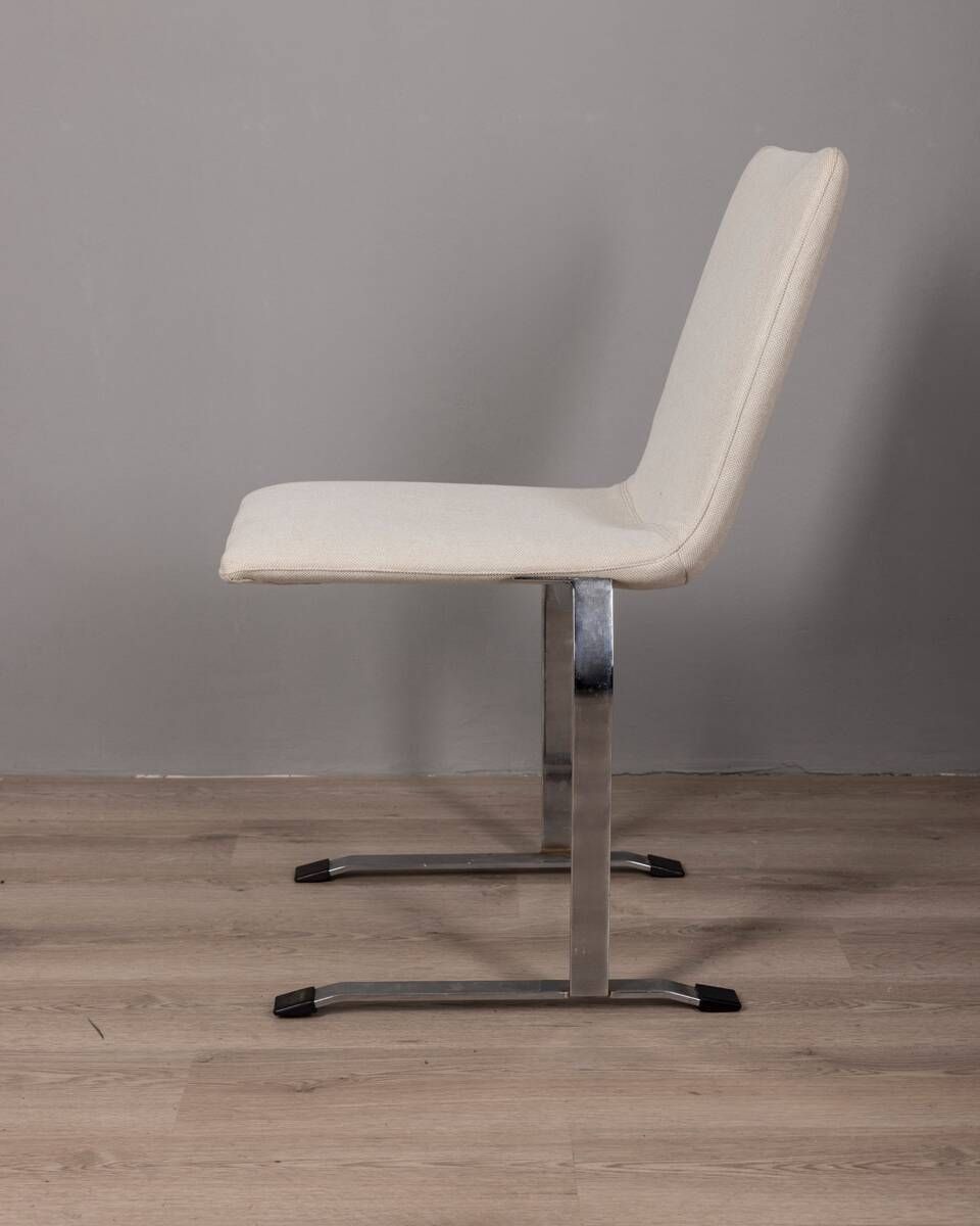 Set Of 6 Vintage 1970s Model Chairs, Finally Designed By G., Offered For Saporiti photo furniture