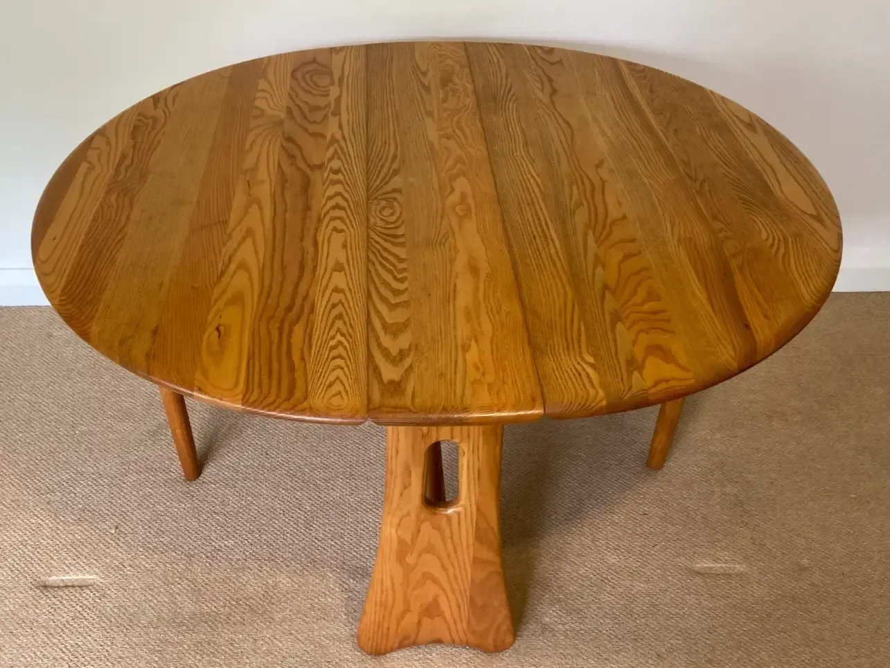 Mid Century Blonde Ercol 1156 Windsor Gate Leg Drop Leaf Kitchen/Dining Table photo for sale