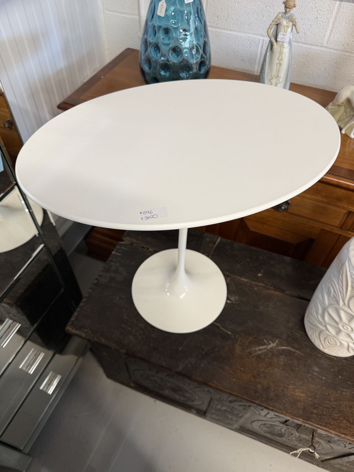 Modern Design Pedestal Wine Table By Knoll Studio photo Furniture