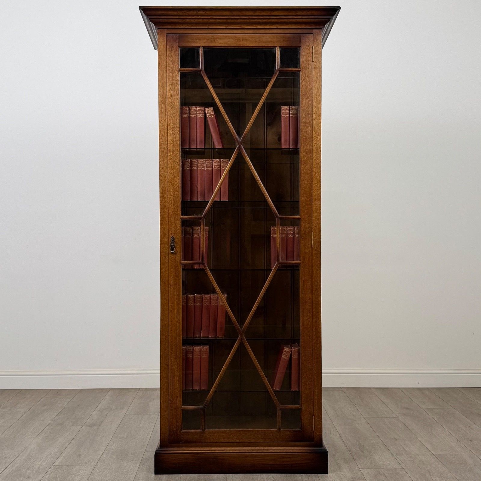 Antique 20th Century Glazed Display Cabinet In Oak ( Af 5845 )