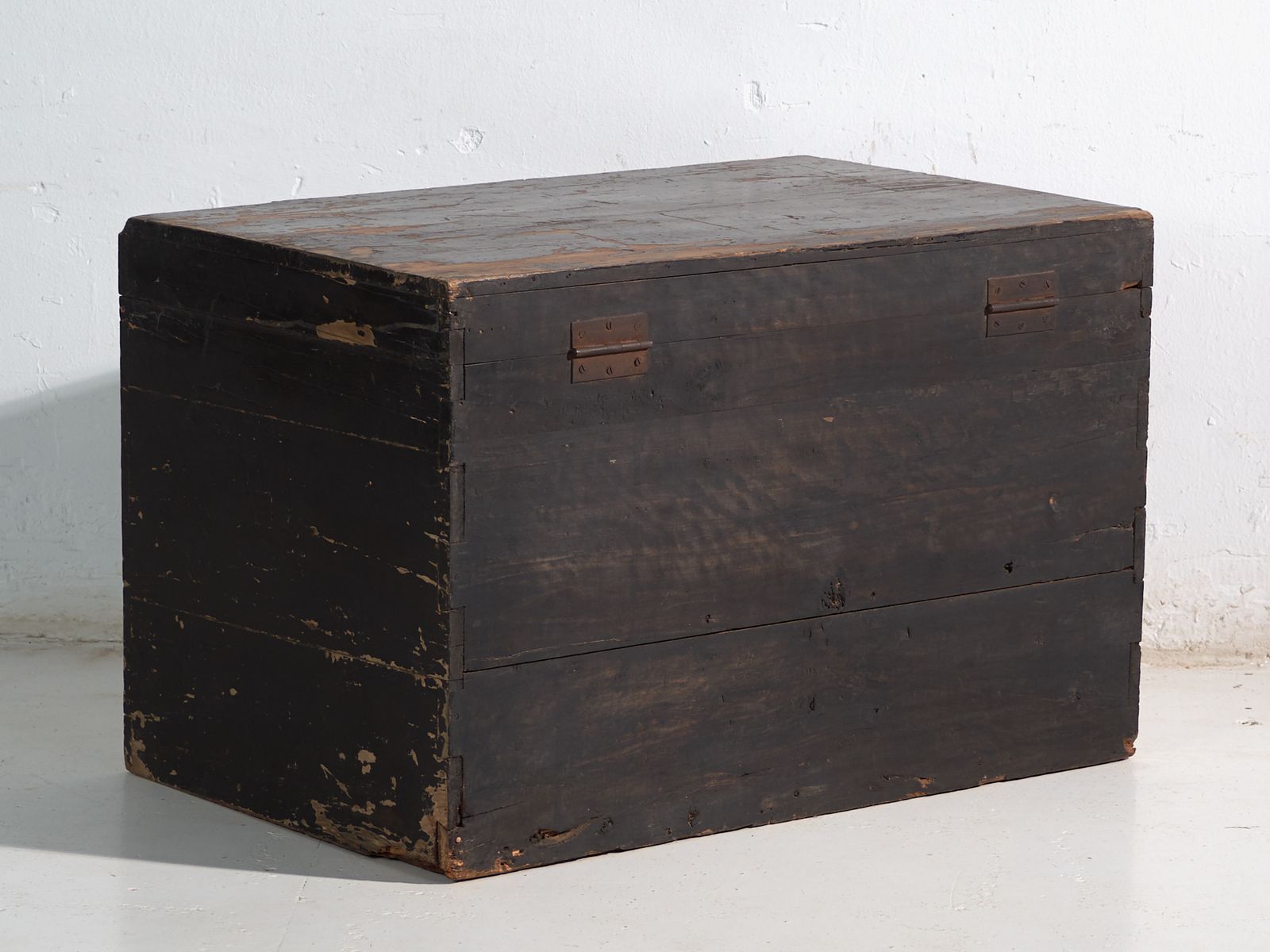 Antique Painted Trunk In Pine Wood – China, Circa 1900 photo buy