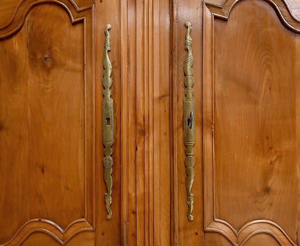 photo furniture Four Door Cherrywood Cabinet, Regional Craftsmanship, Louis XV Style – Early 19th Century