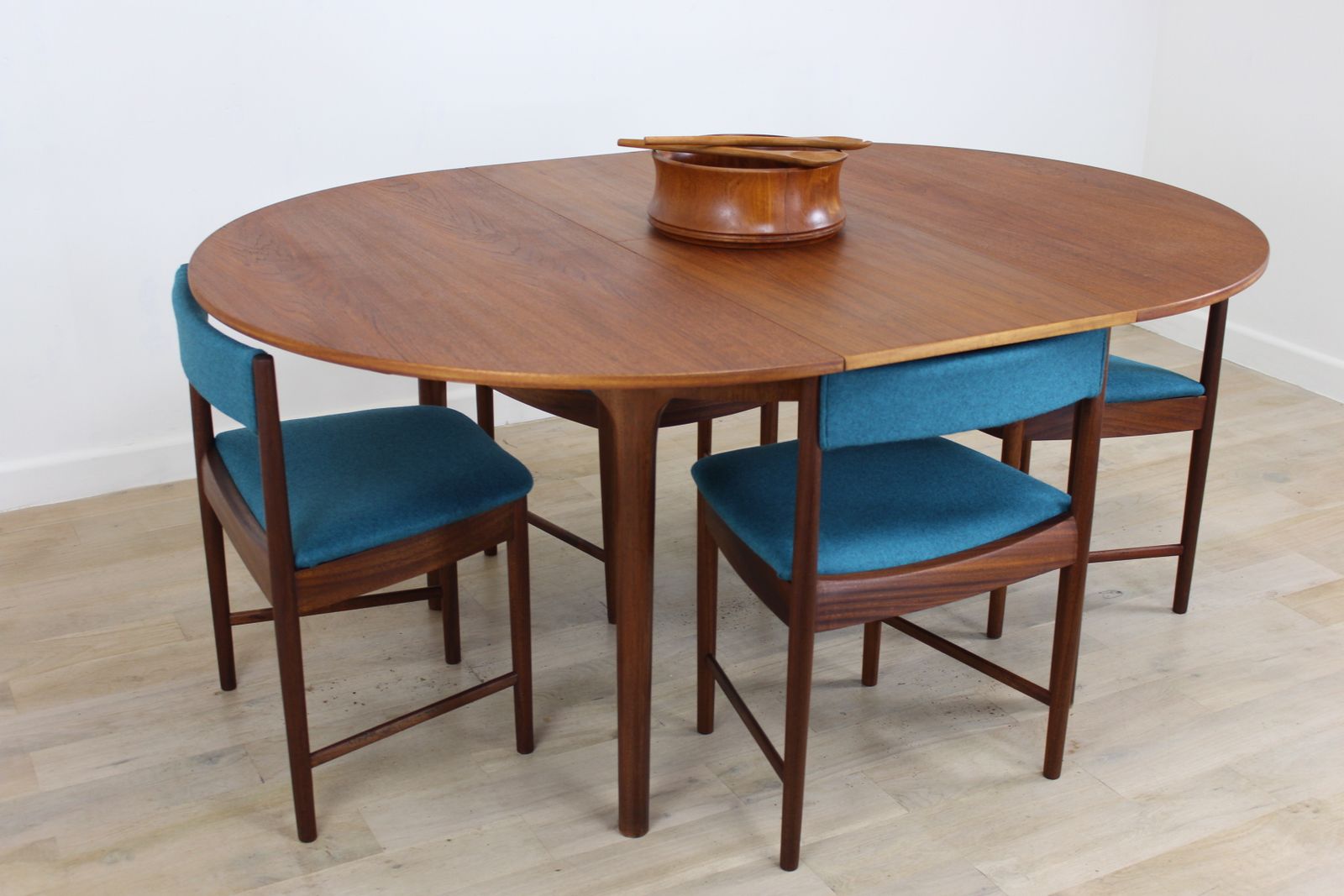 photo buy Late 1960s McIntosh Teak "Roundette” Circular Table & Chairs Dining Set